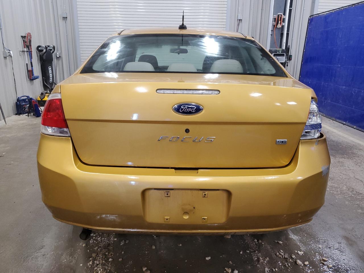 2009 Ford Focus Se Gold vin: 1FAHP35N09W165499