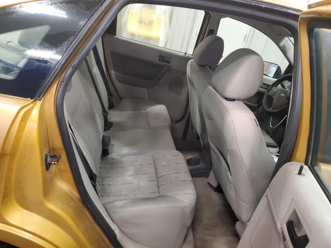 2009 Ford Focus Se Gold vin: 1FAHP35N09W165499