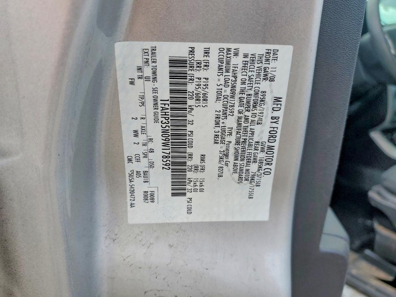 2009 Ford Focus Se Silver vin: 1FAHP35N09W178592