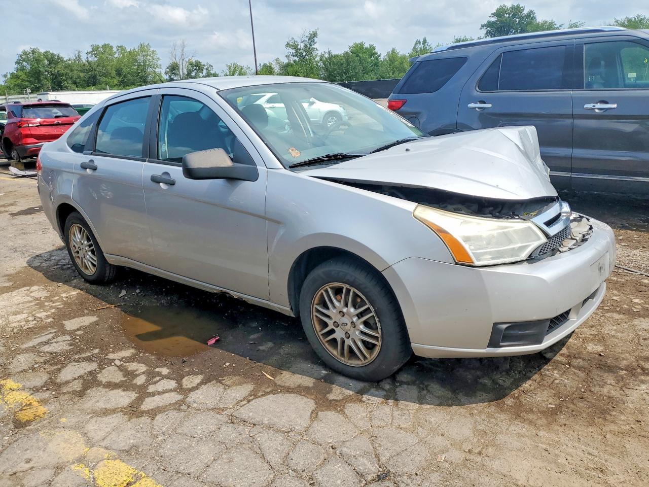 2009 Ford Focus Se Silver vin: 1FAHP35N09W178592