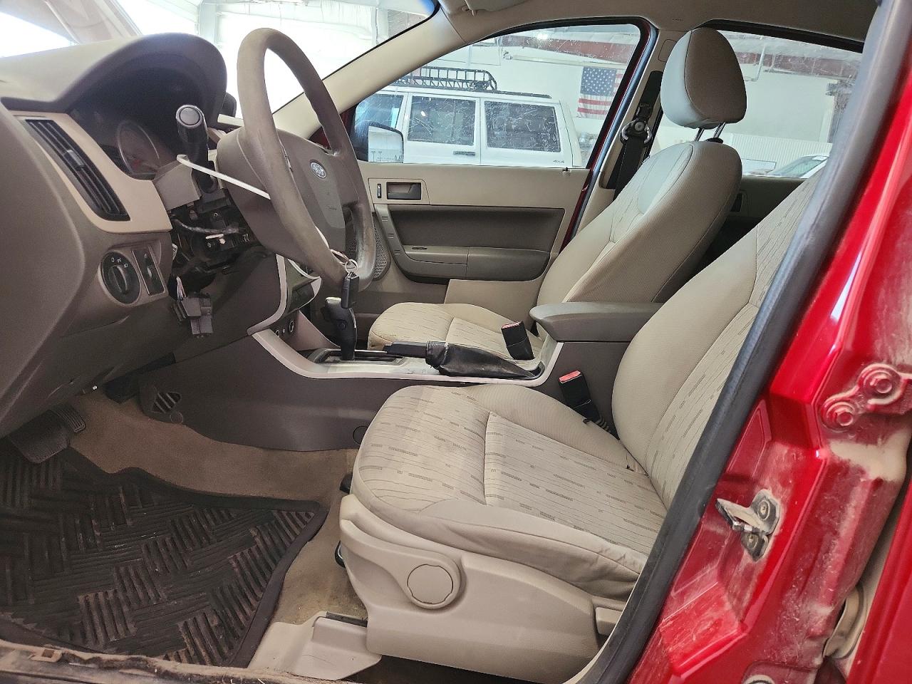 2009 Ford Focus Se Burgundy vin: 1FAHP35N09W207086
