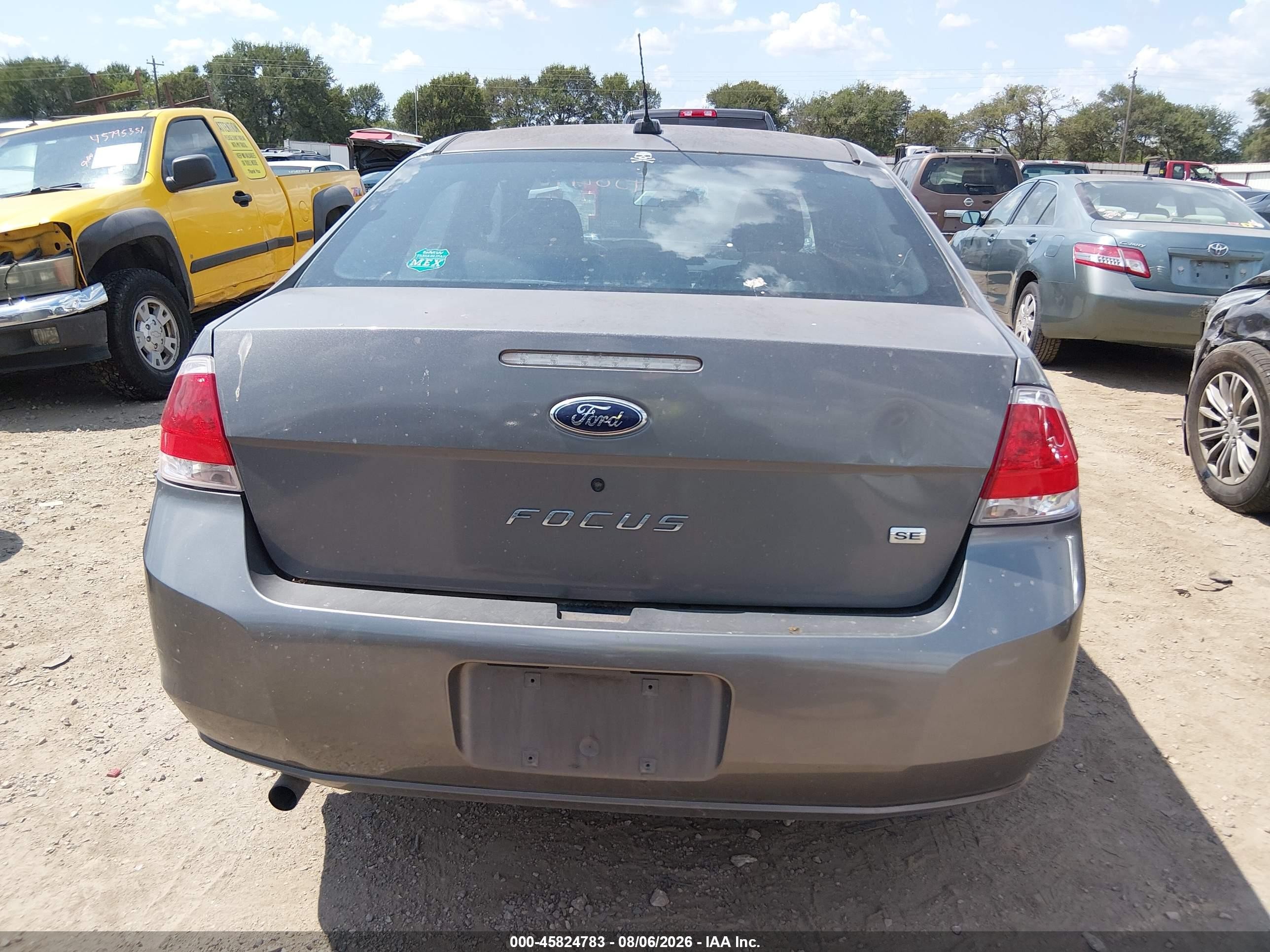2009 Ford Focus Se Серый vin: 1FAHP35N09W216466