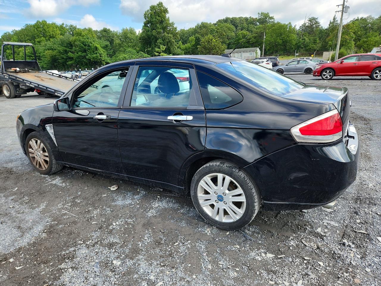 2008 Ford Focus Se Black vin: 1FAHP35N18W200730