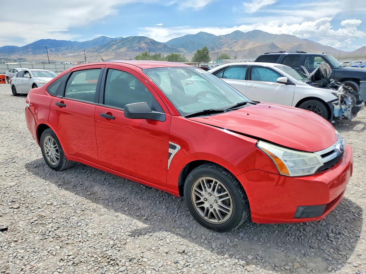 2008 Ford Focus Se Red vin: 1FAHP35N18W208102