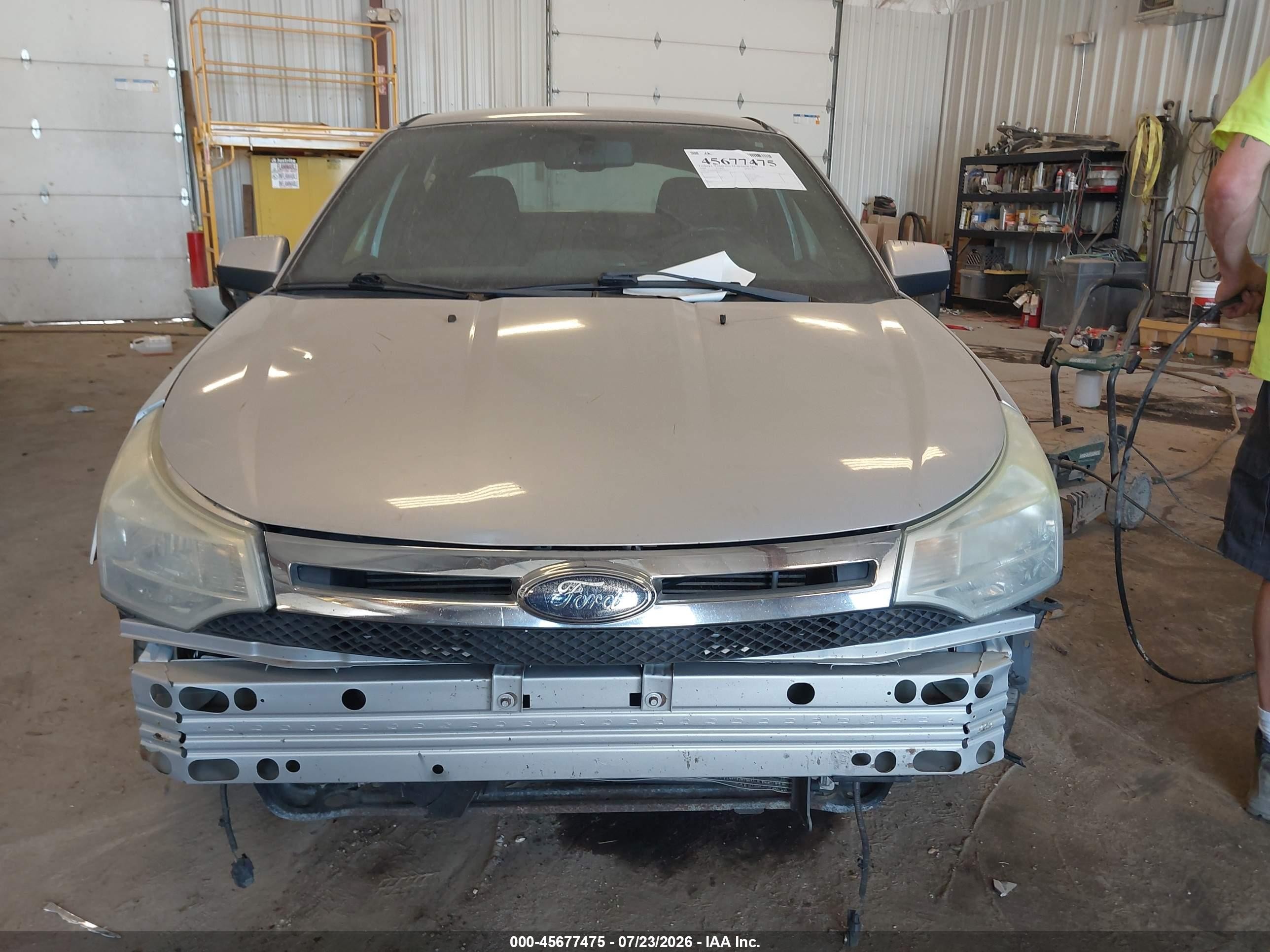 2008 Ford Focus Se/ses Серебряный vin: 1FAHP35N18W208830