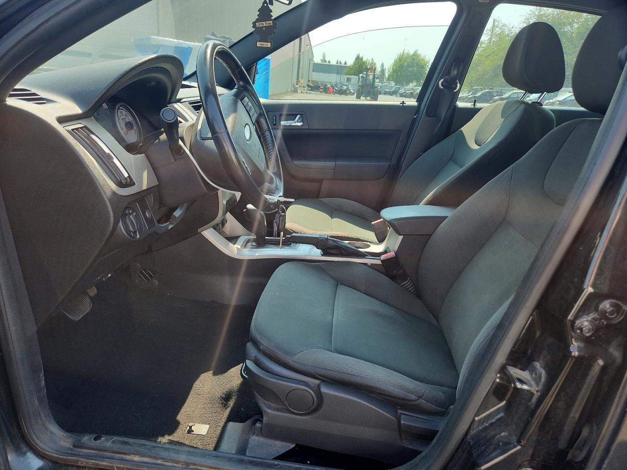 2008 Ford Focus Se Black vin: 1FAHP35N18W230875