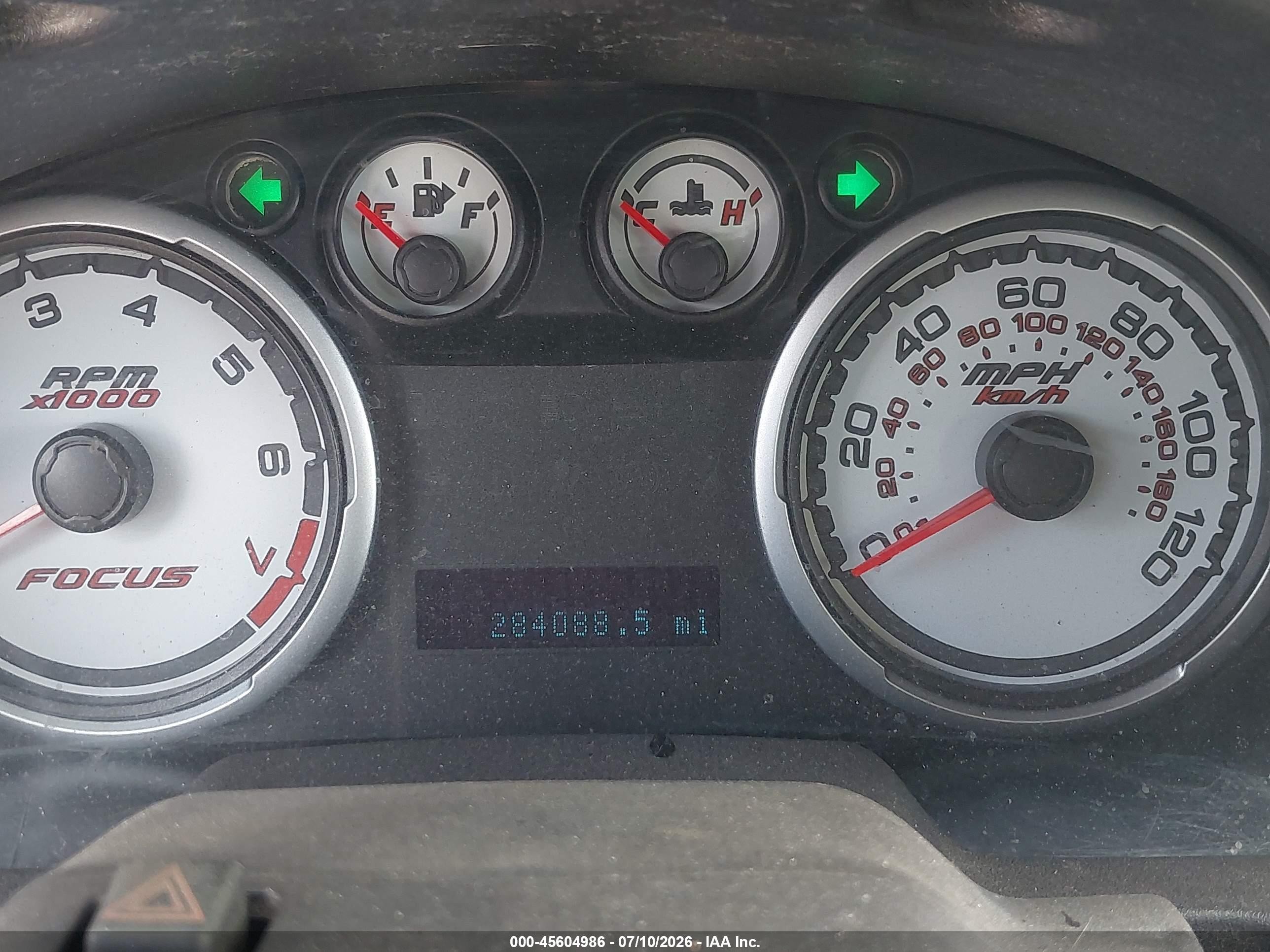 2008 Ford Focus Se/ses Red vin: 1FAHP35N18W278635