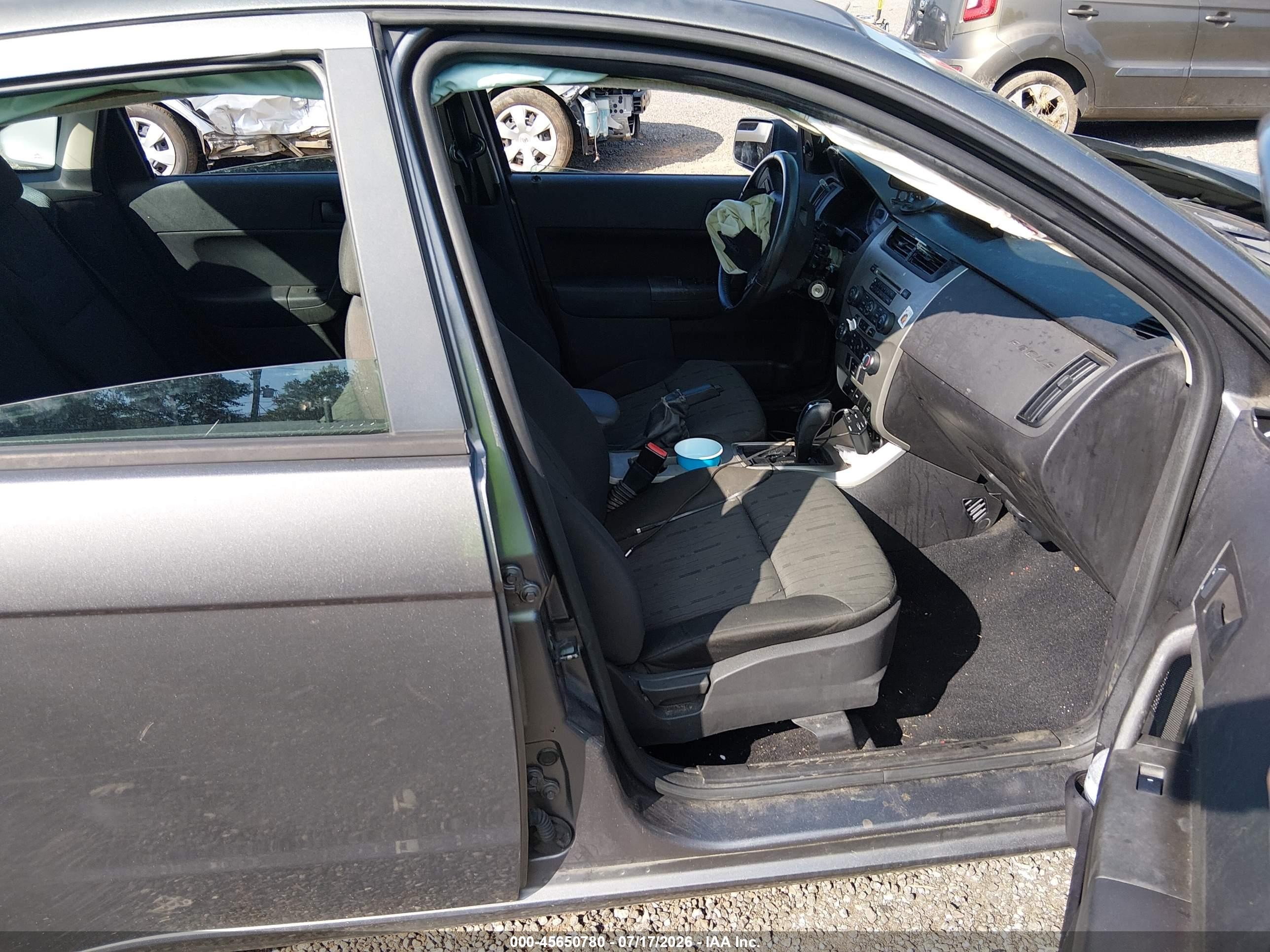 2009 Ford Focus Se Серый vin: 1FAHP35N19W151367