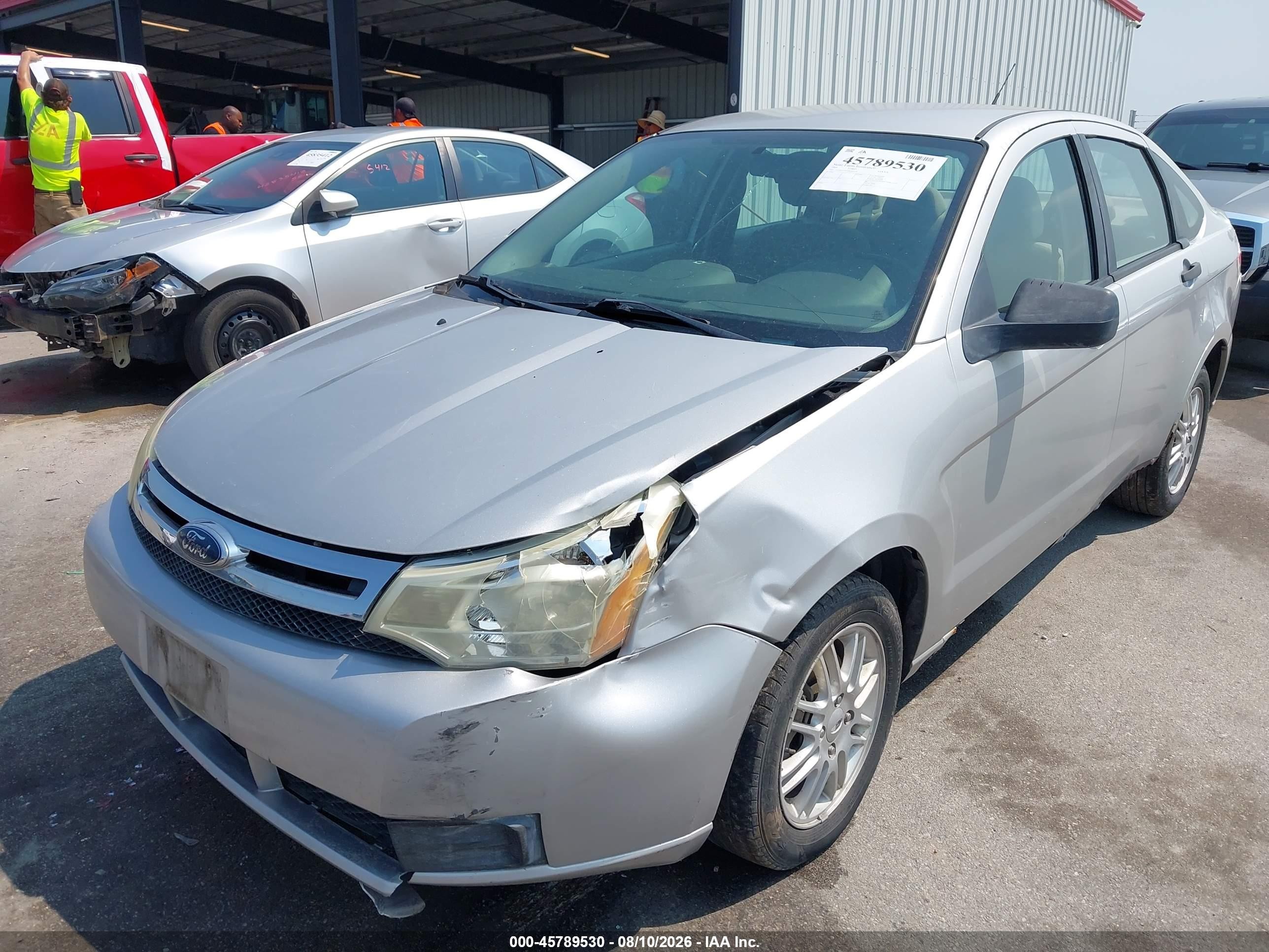 2009 Ford Focus Se Silver vin: 1FAHP35N19W245524