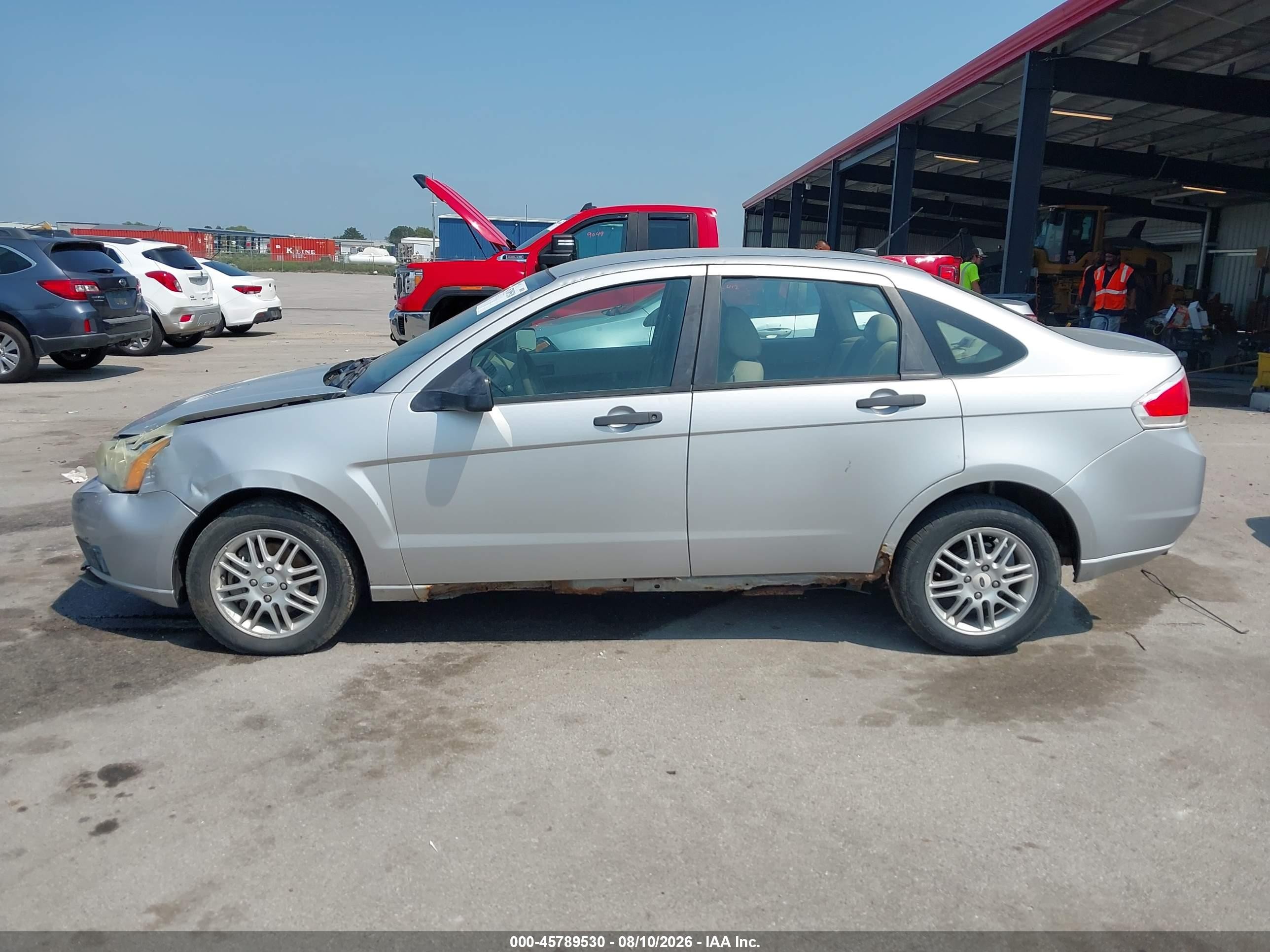 2009 Ford Focus Se Silver vin: 1FAHP35N19W245524