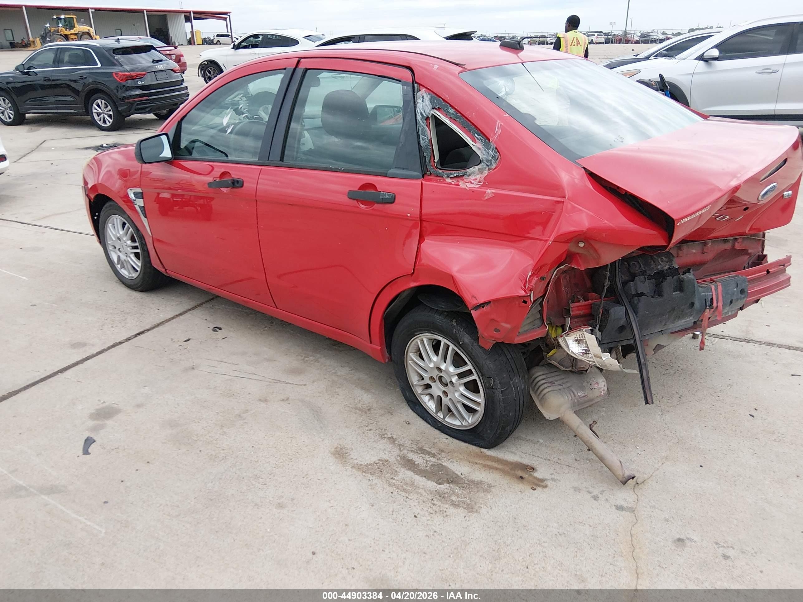2008 Ford Focus Se/ses Red vin: 1FAHP35N28W102676
