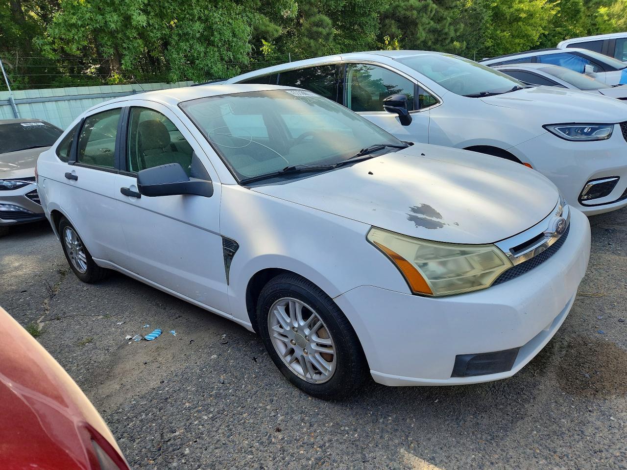 2008 Ford Focus Se White vin: 1FAHP35N28W182643