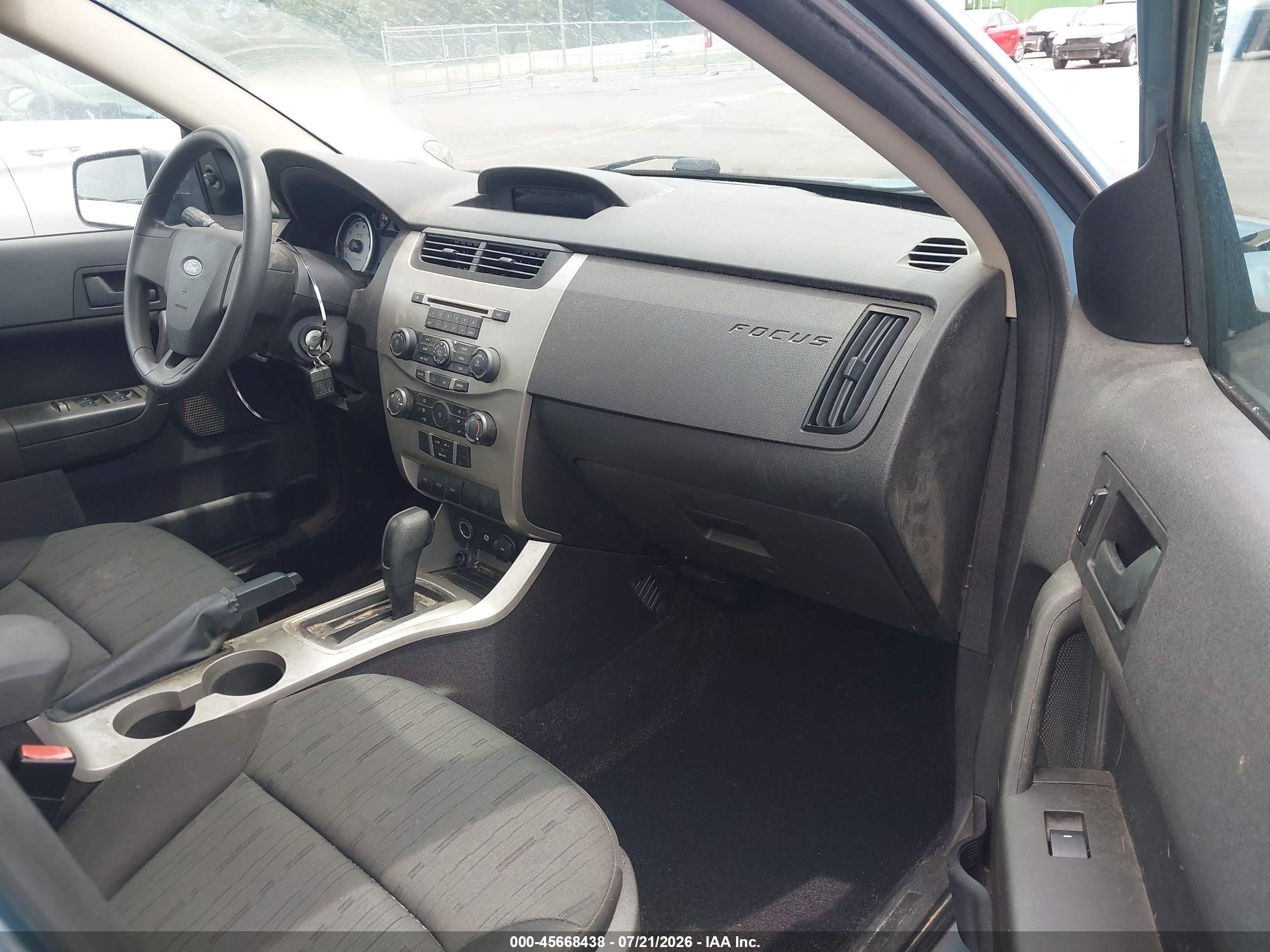2008 Ford Focus Se/ses Blue vin: 1FAHP35N28W186482