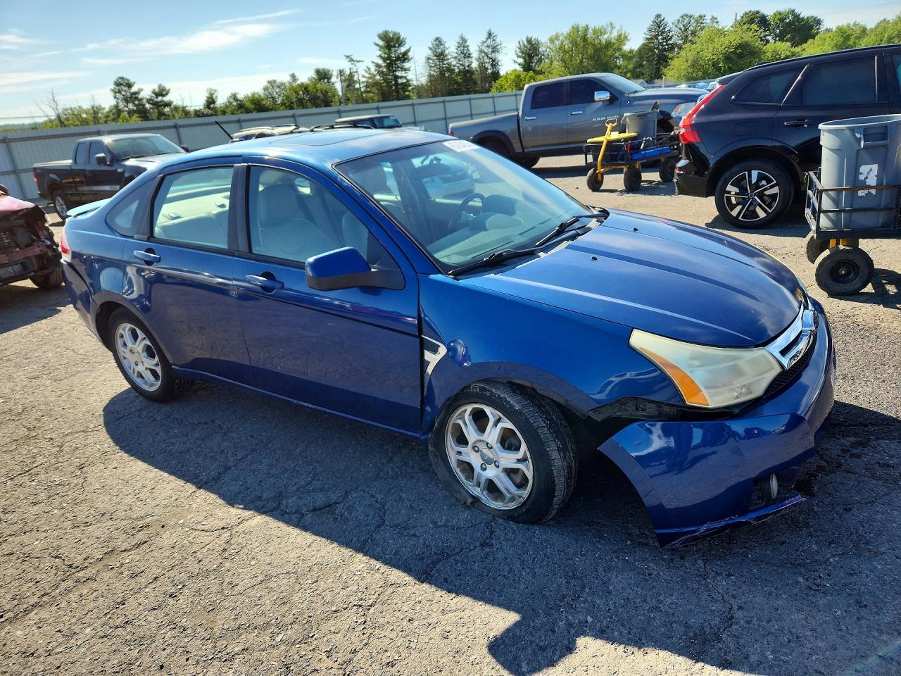 2008 Ford Focus Se Blue vin: 1FAHP35N28W233994