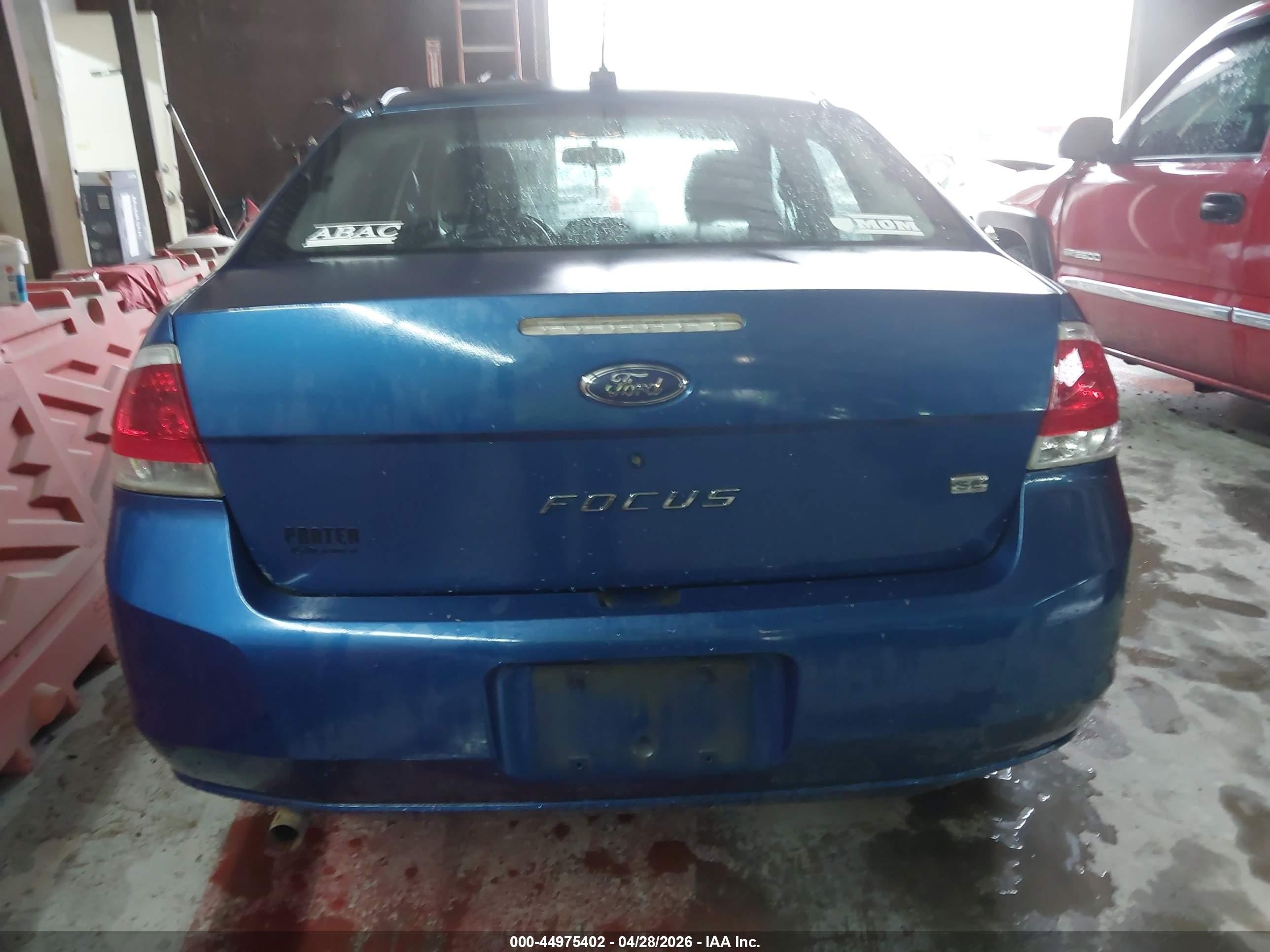 2008 Ford Focus Se/ses Blue vin: 1FAHP35N28W245529
