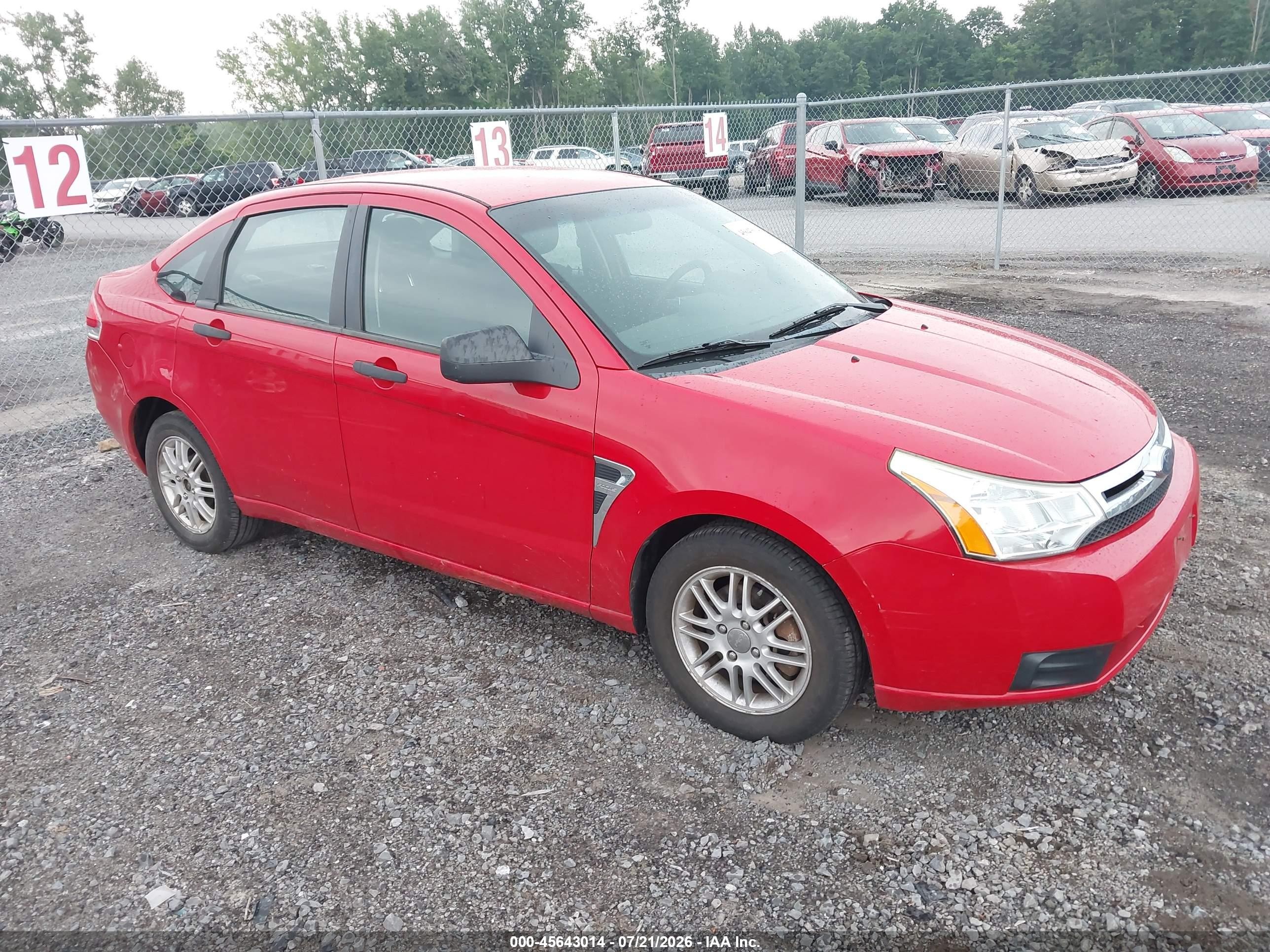 2008 Ford Focus Se Red vin: 1FAHP35N28W275498