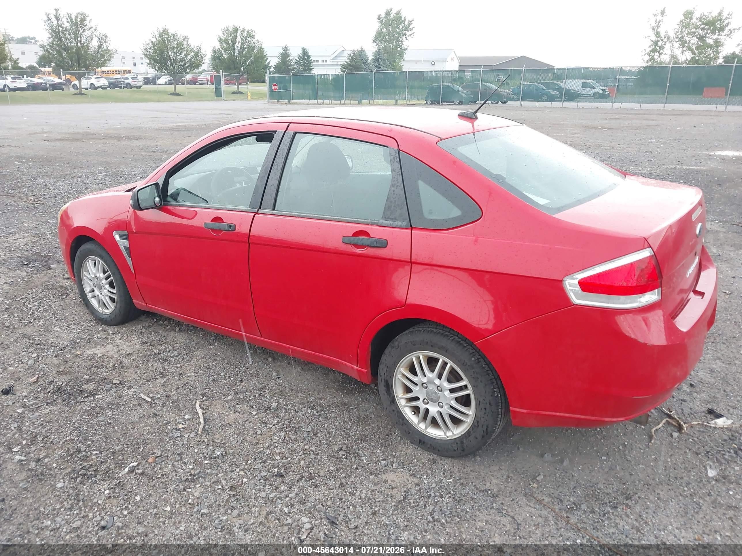 2008 Ford Focus Se Red vin: 1FAHP35N28W275498