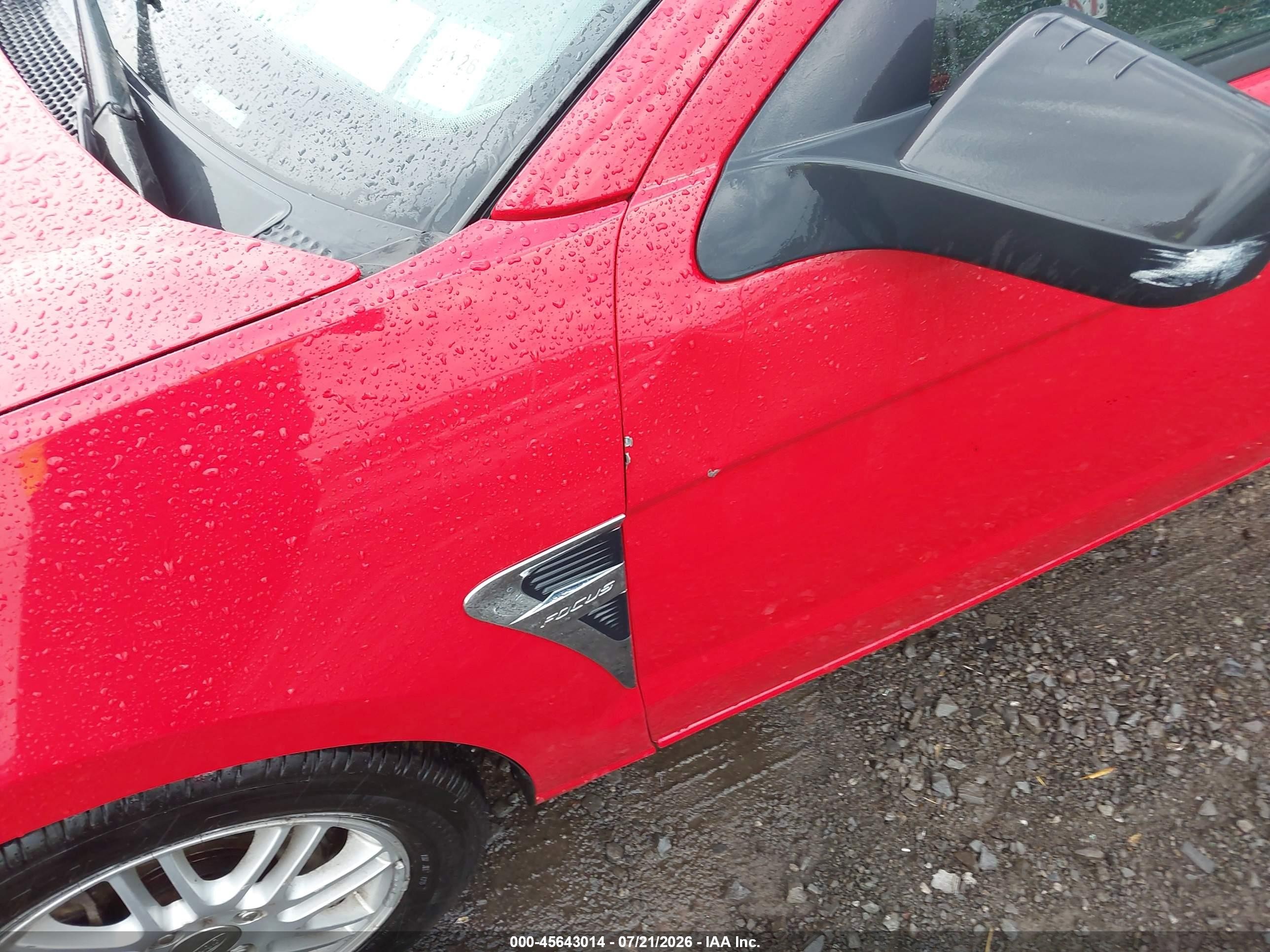 2008 Ford Focus Se Red vin: 1FAHP35N28W275498
