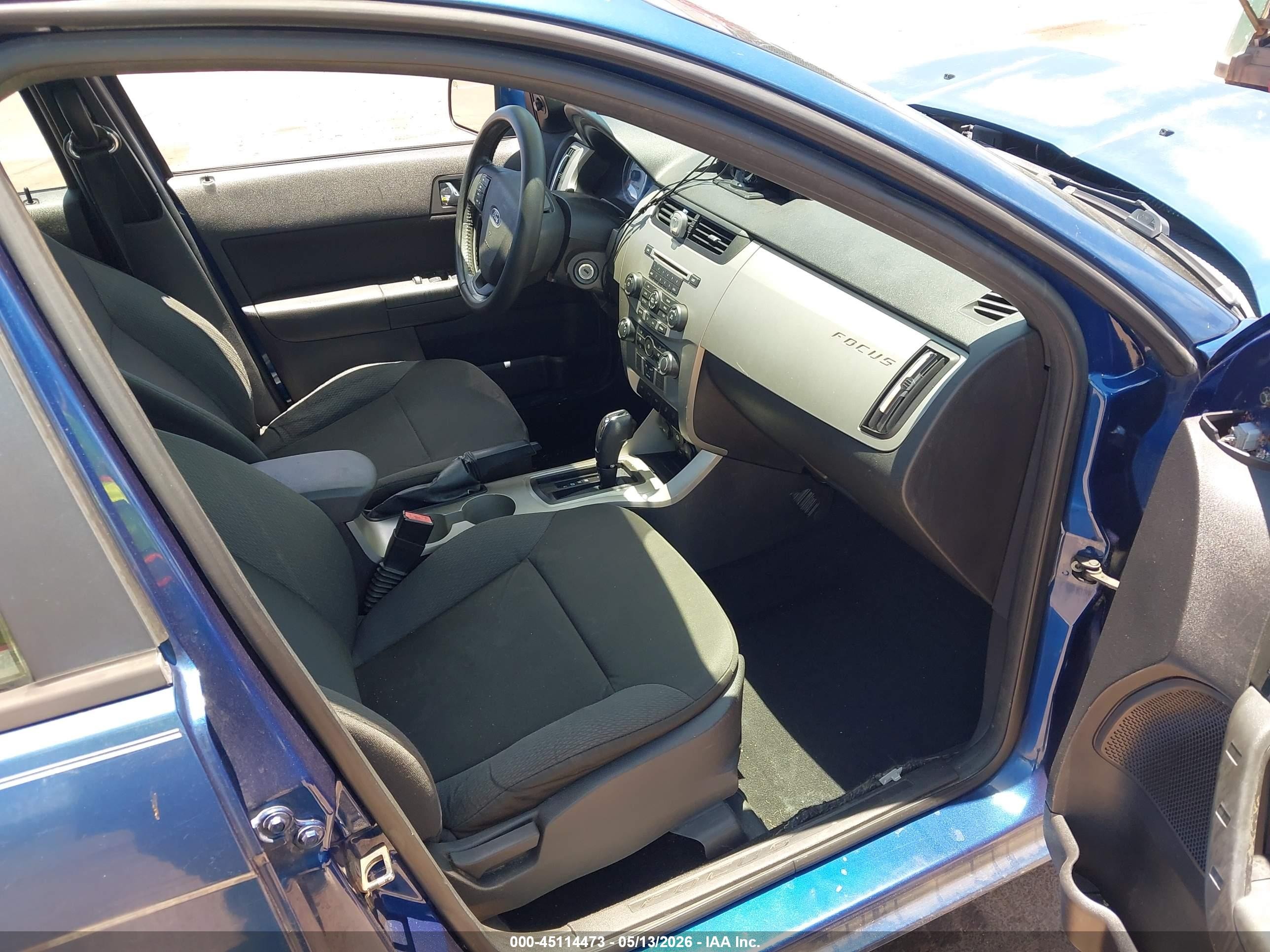 2008 Ford Focus Se/ses Blue vin: 1FAHP35N28W298229