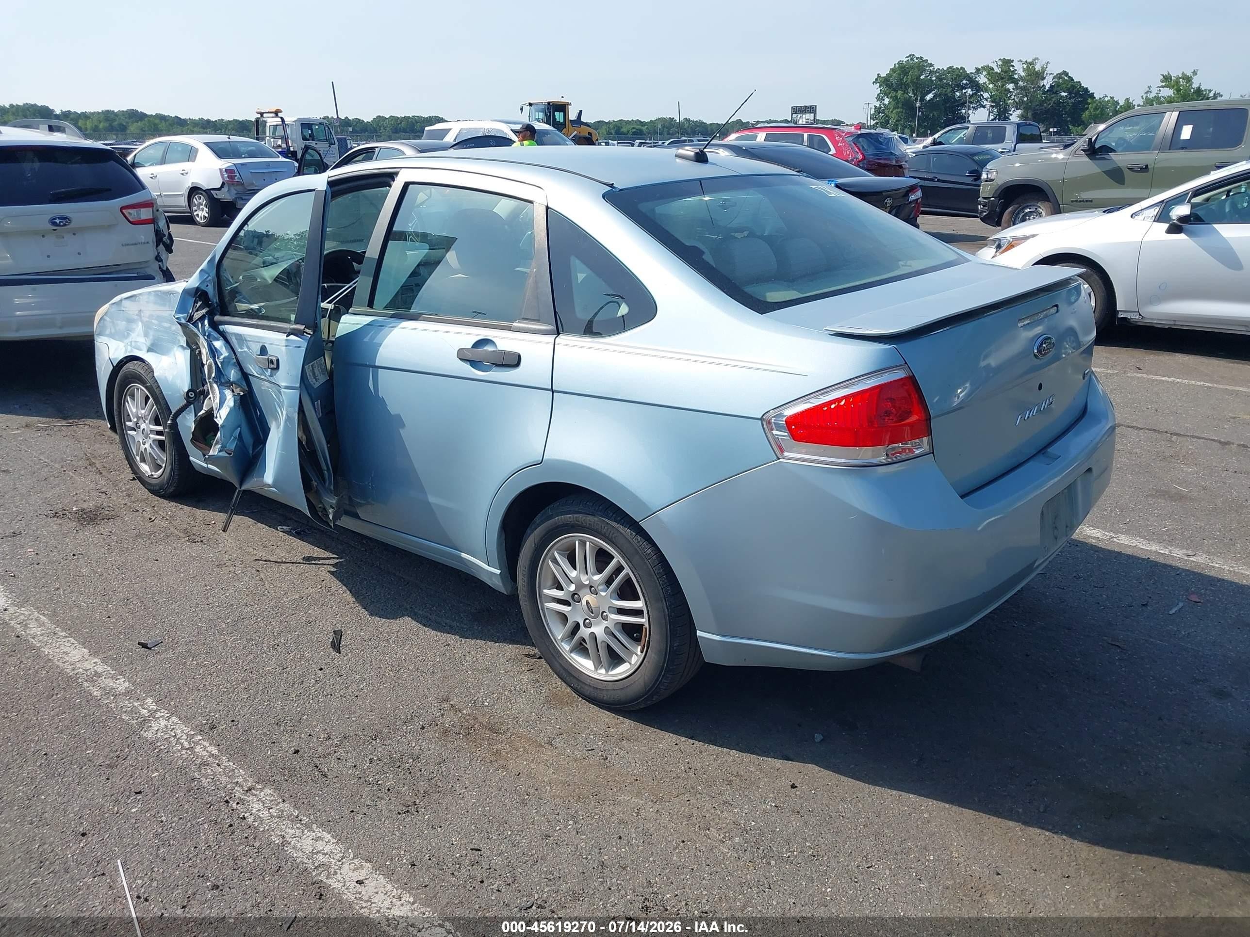 2009 Ford Focus Se Light Blue vin: 1FAHP35N29W101948