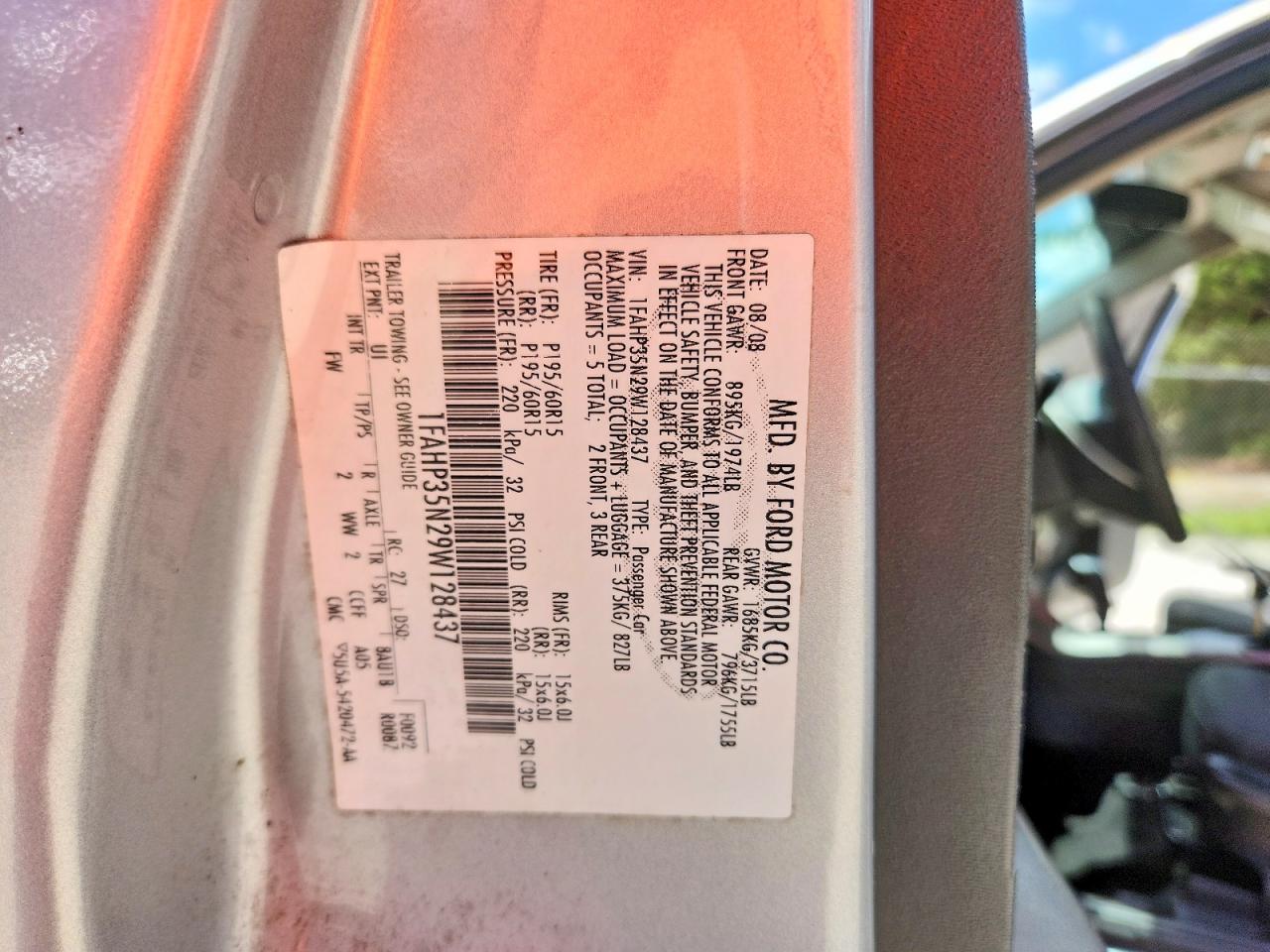 2009 Ford Focus Se Silver vin: 1FAHP35N29W128437