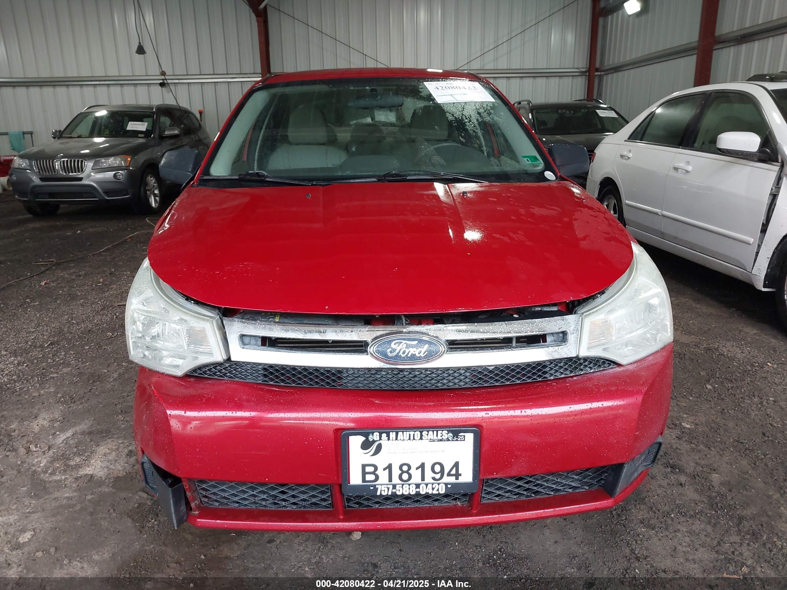 2009 Ford Focus Se Red vin: 1FAHP35N29W148929