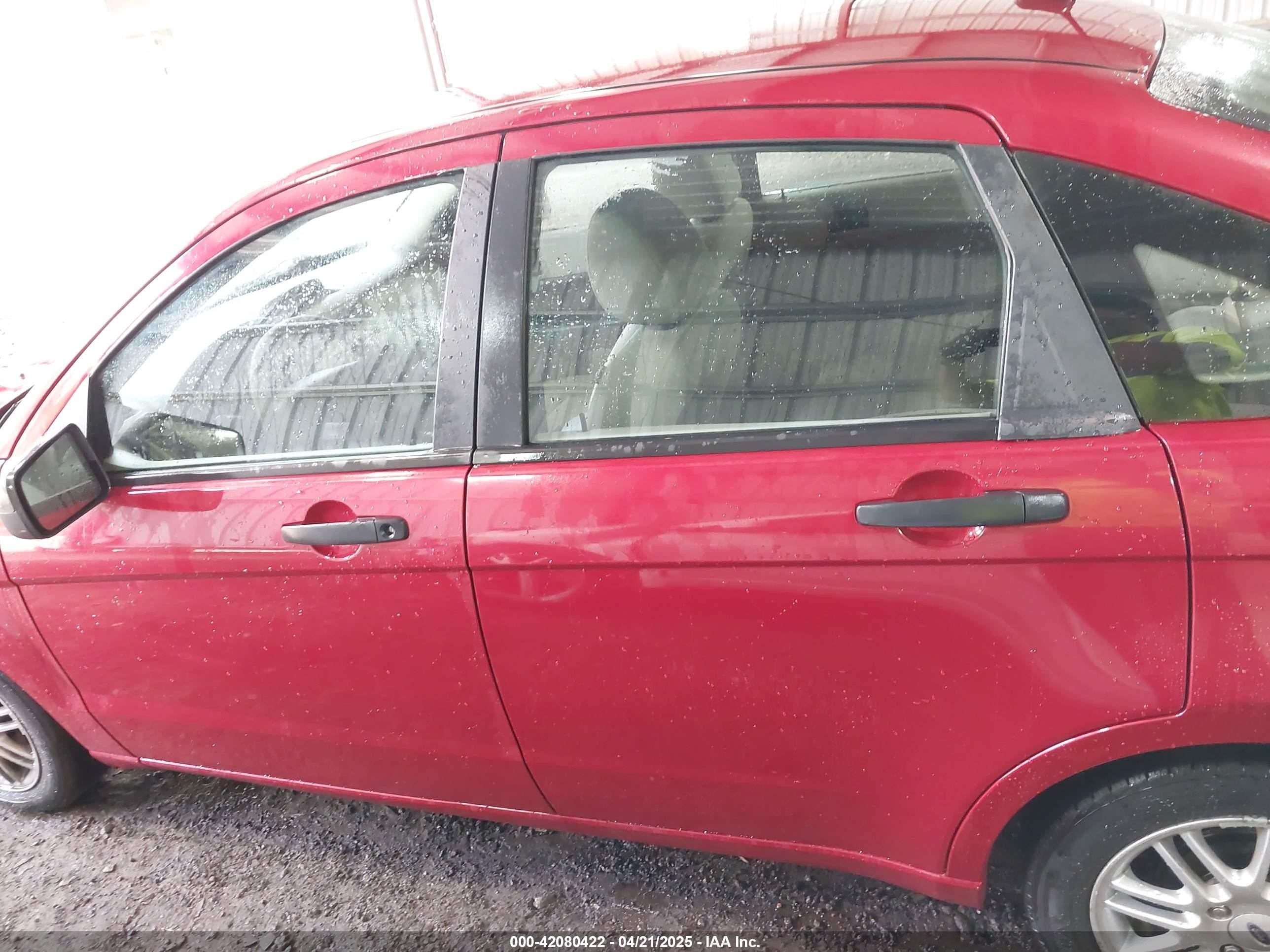 2009 Ford Focus Se Red vin: 1FAHP35N29W148929