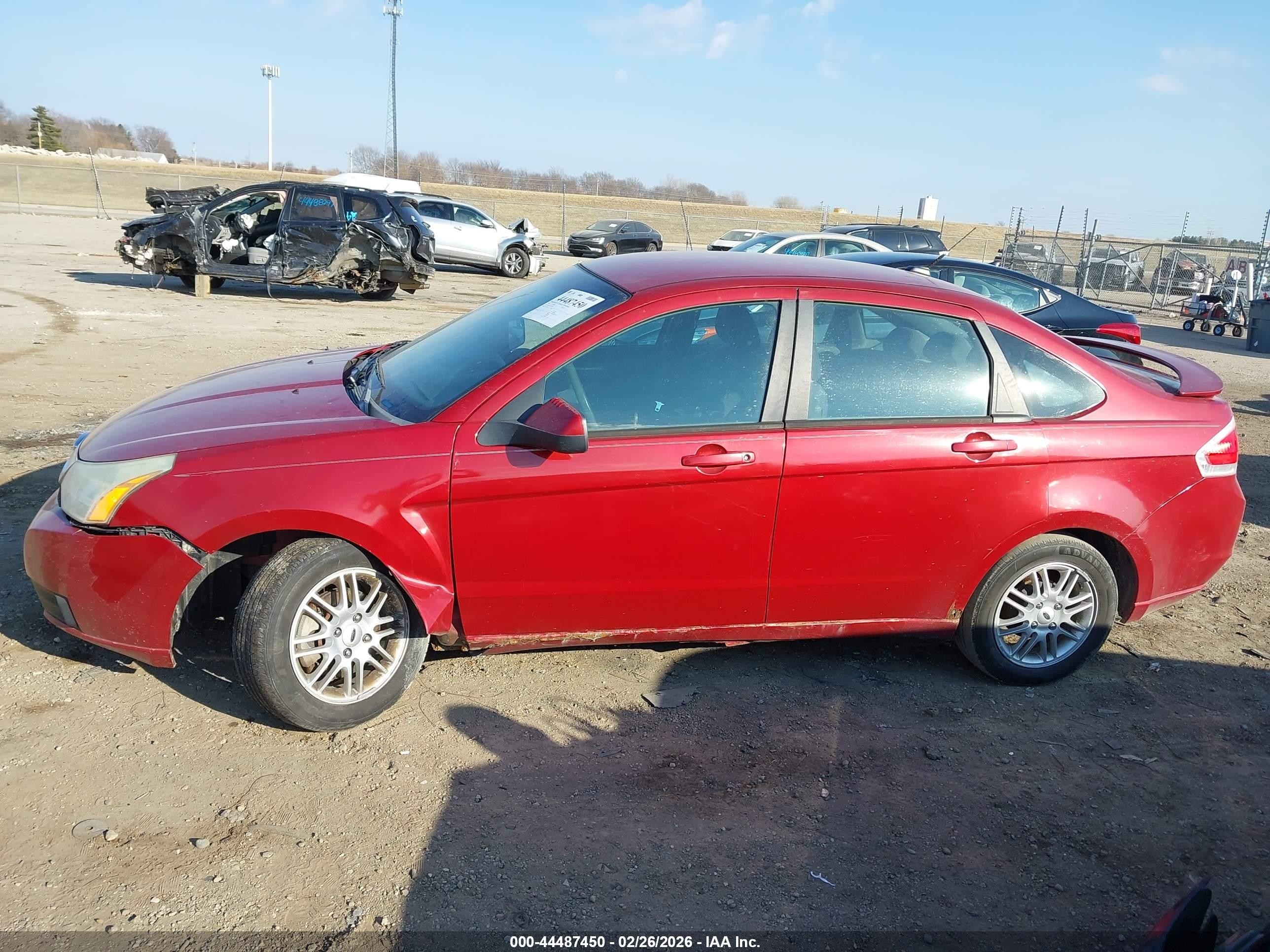 2009 Ford Focus Se Maroon vin: 1FAHP35N29W242065