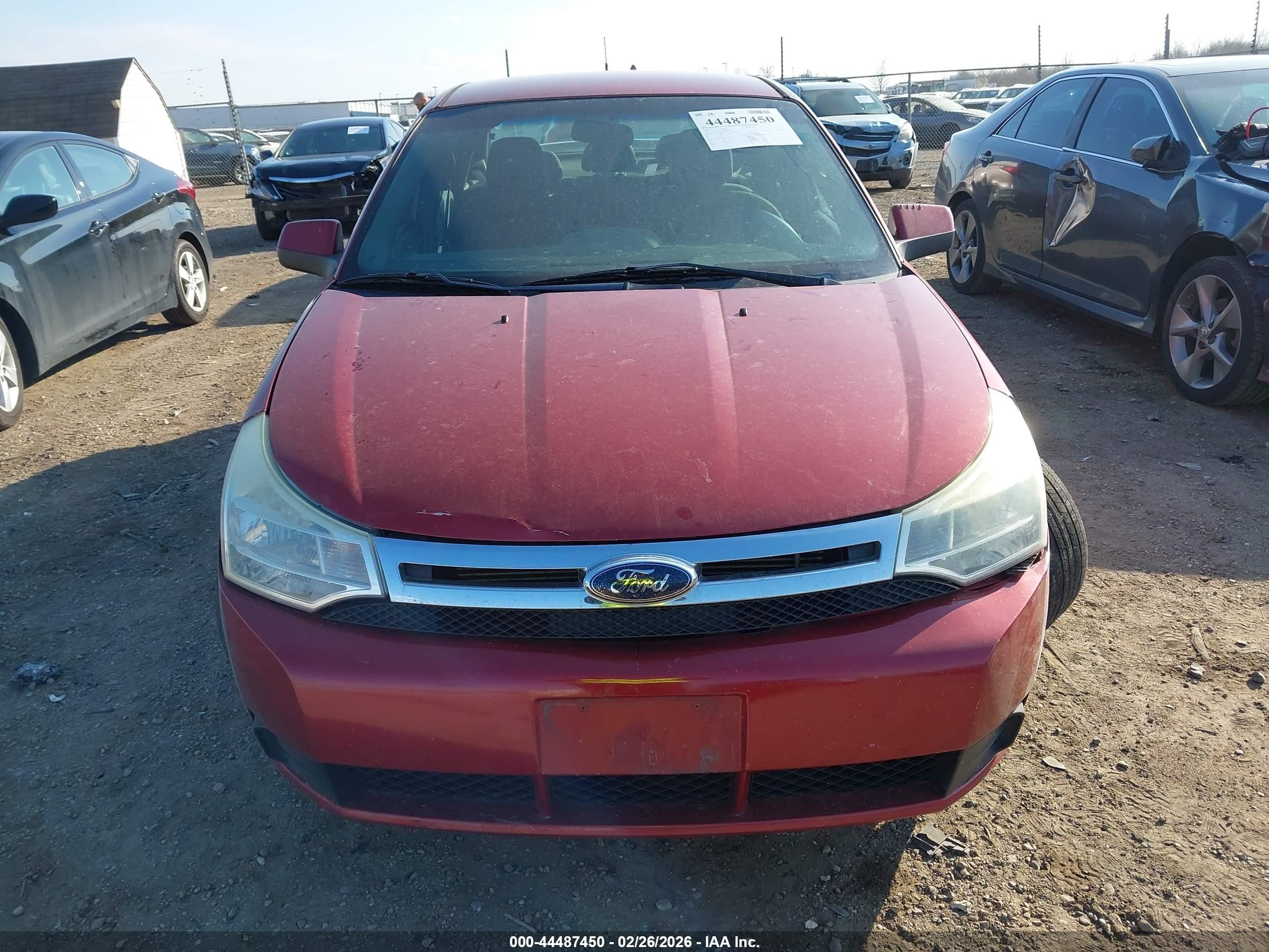 2009 Ford Focus Se Maroon vin: 1FAHP35N29W242065