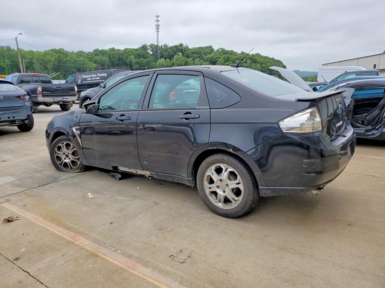 2008 Ford Focus Se Black vin: 1FAHP35N38W100421