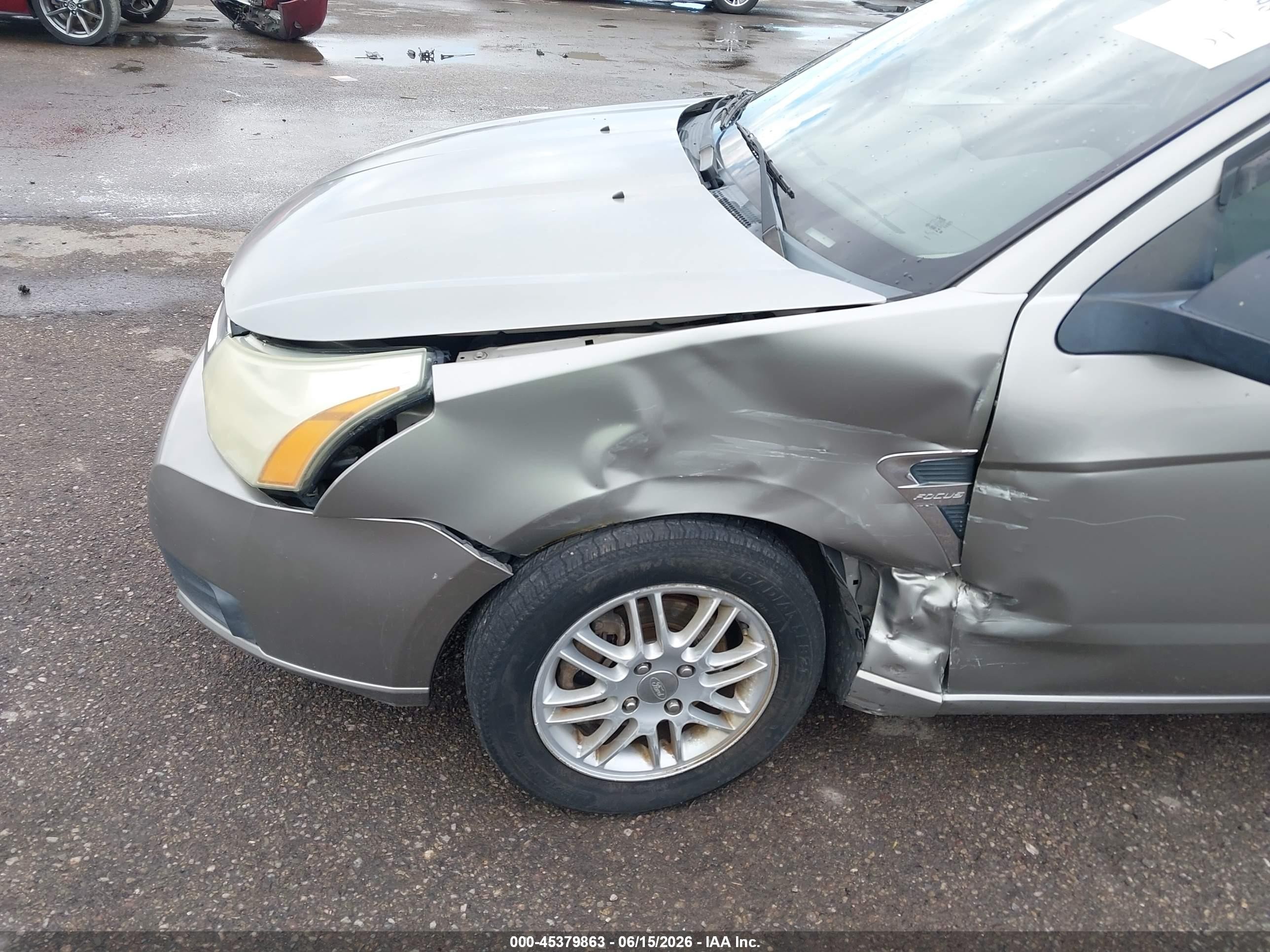 2008 Ford Focus Se Gray vin: 1FAHP35N38W115484