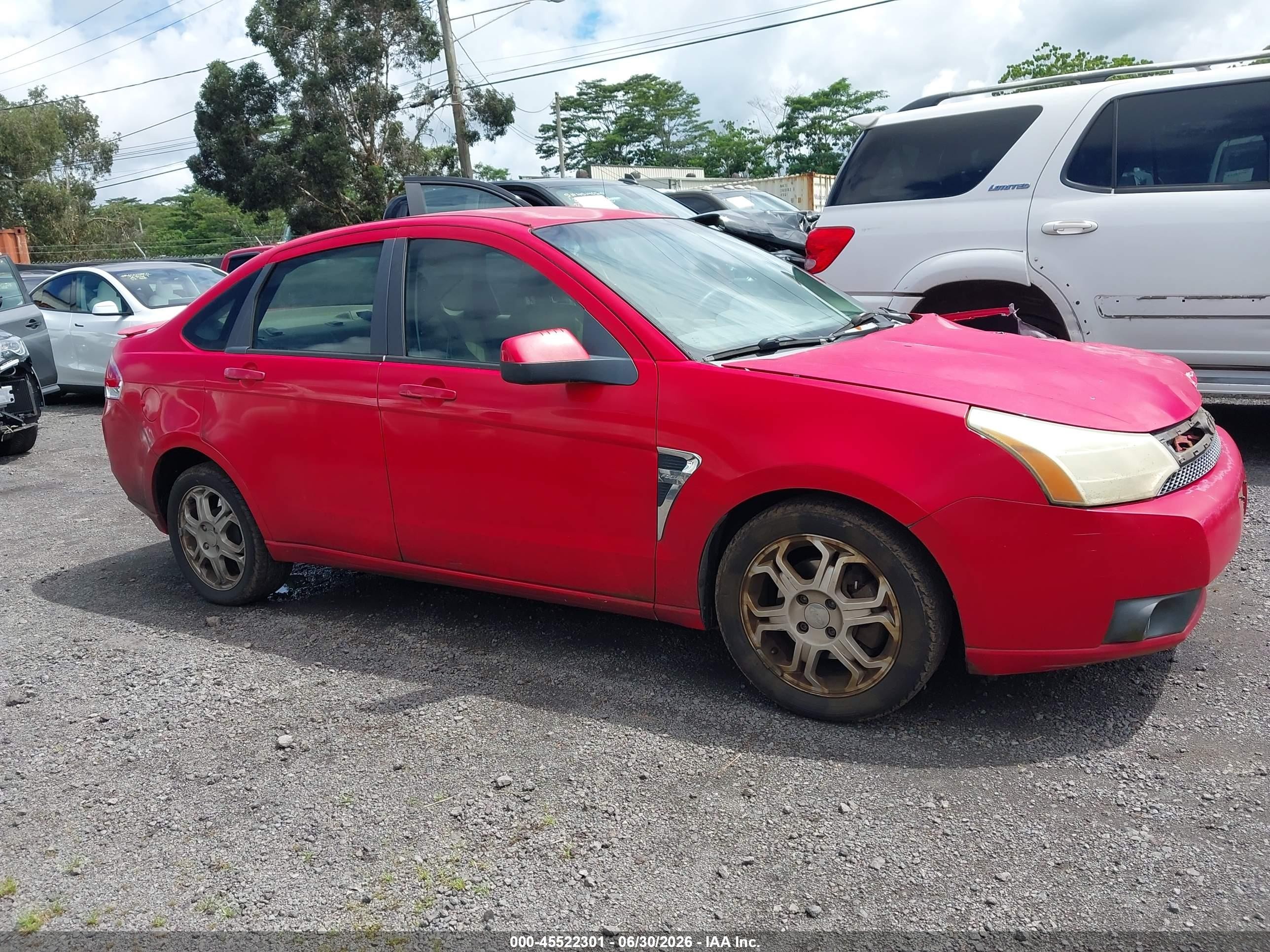 2008 Ford Focus Se/ses Красный vin: 1FAHP35N38W142748