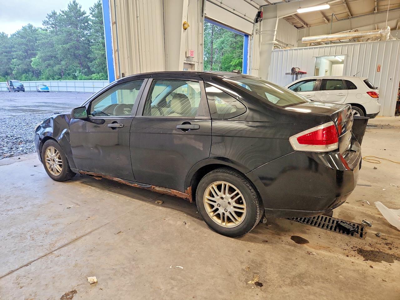 2008 Ford Focus Se Black vin: 1FAHP35N38W191416