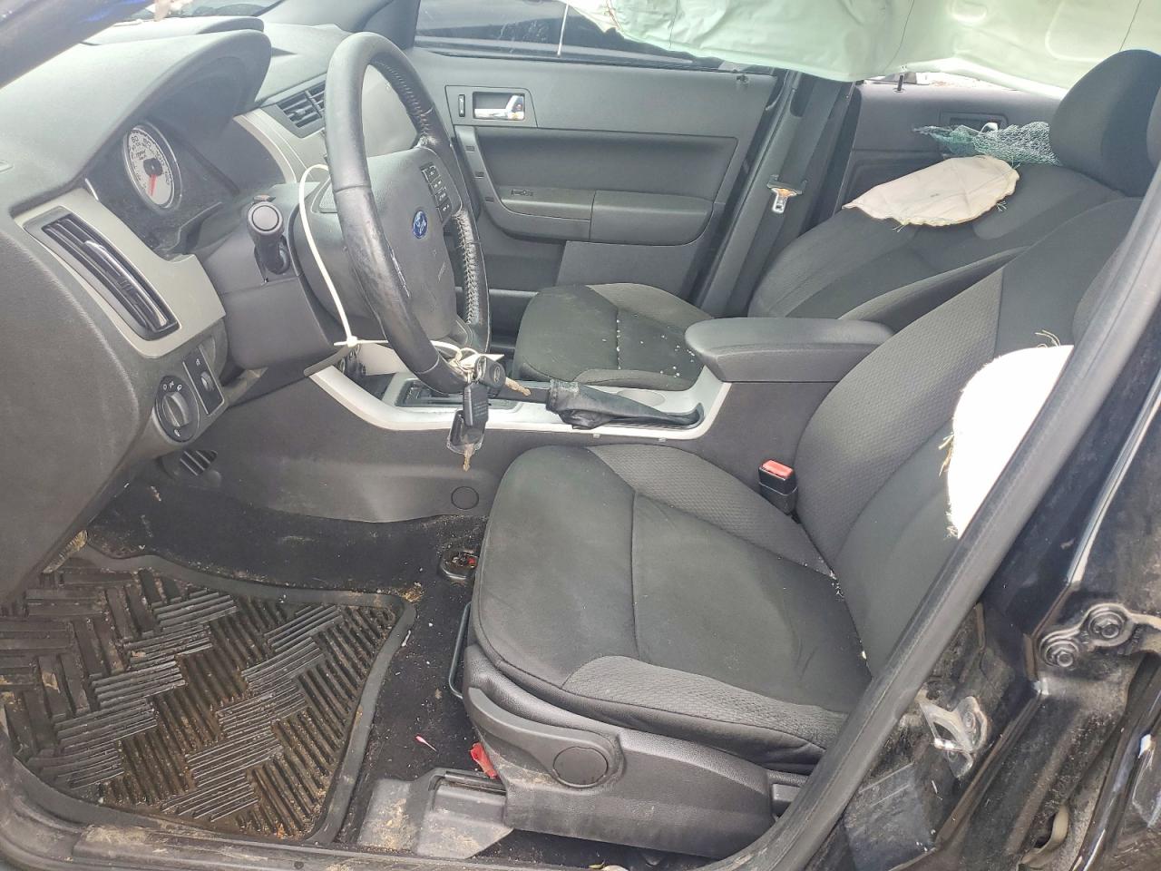 2008 Ford Focus Se Black vin: 1FAHP35N38W266518