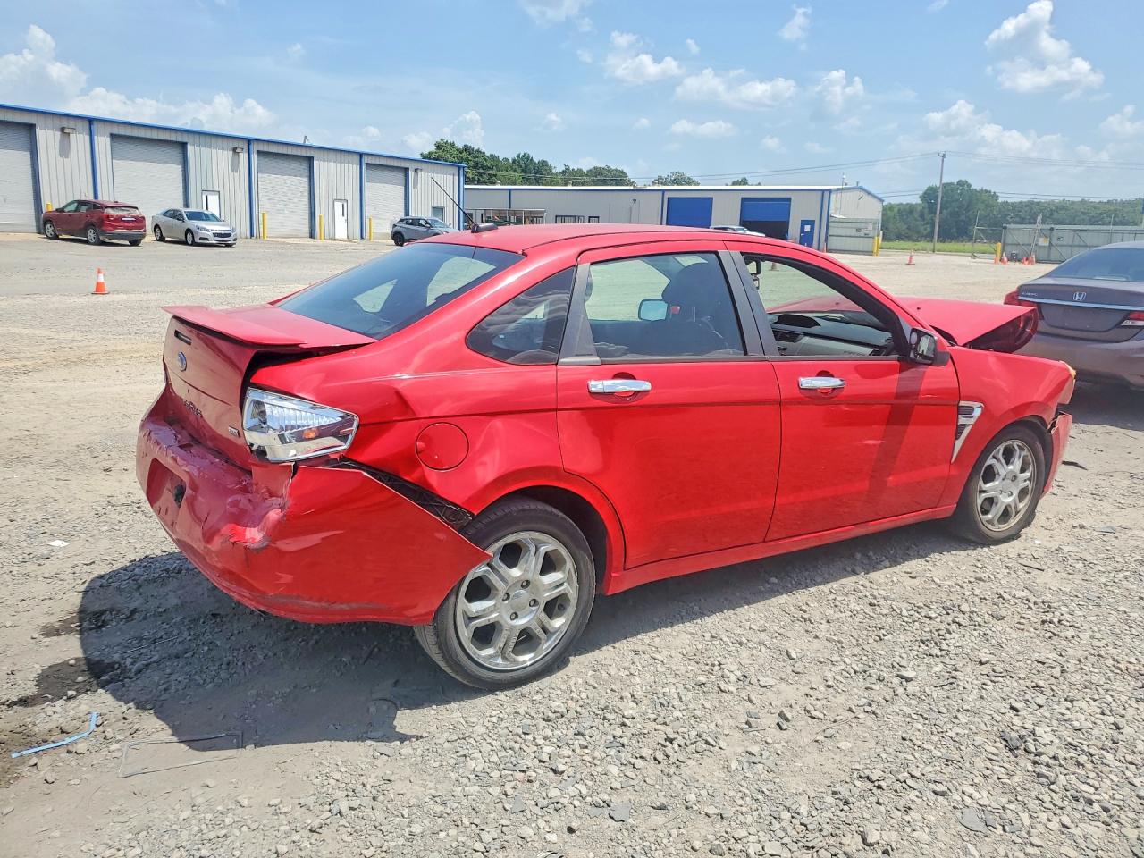 2008 Ford Focus Se Красный vin: 1FAHP35N38W269287