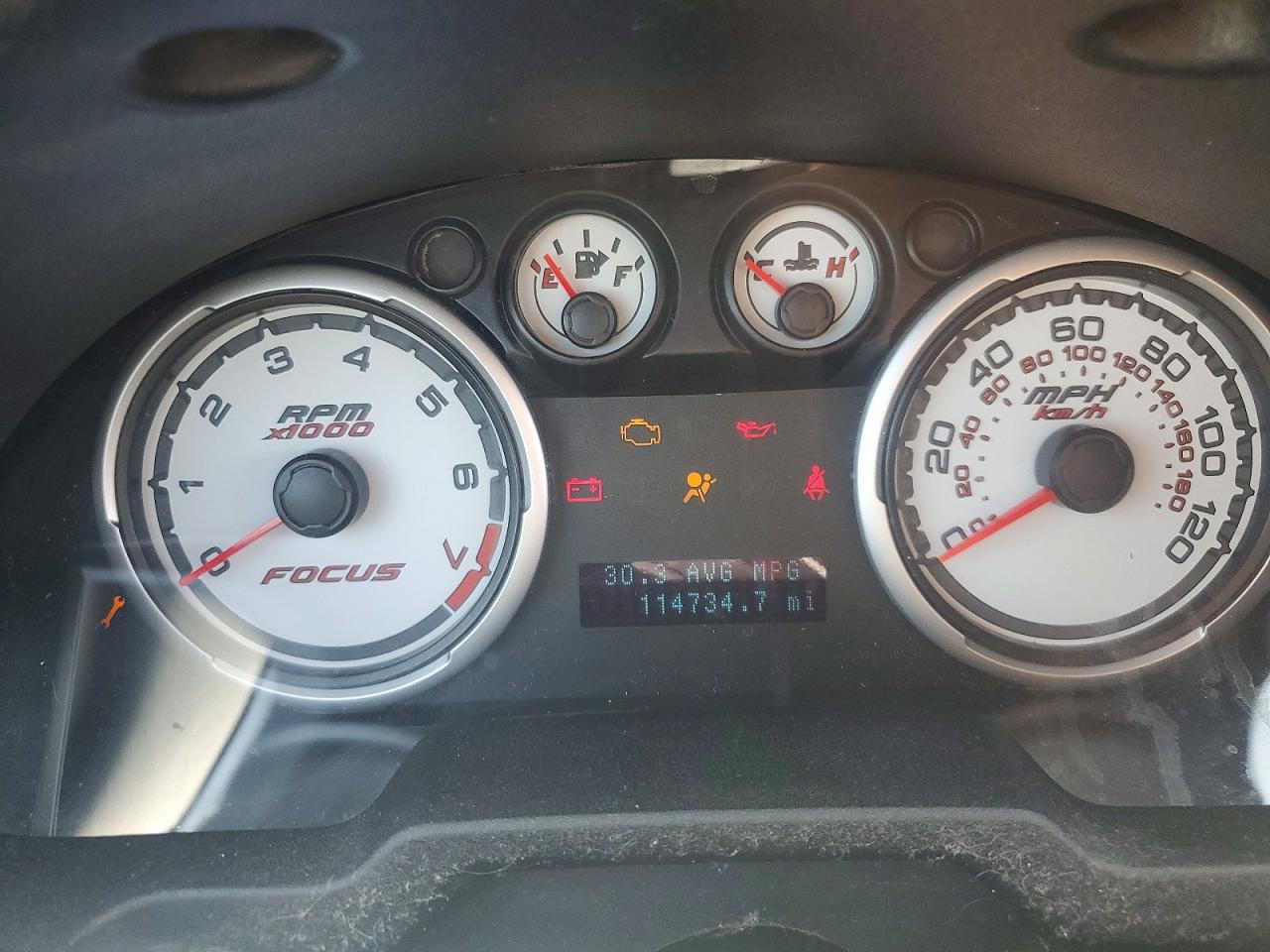2008 Ford Focus Se Красный vin: 1FAHP35N38W269287