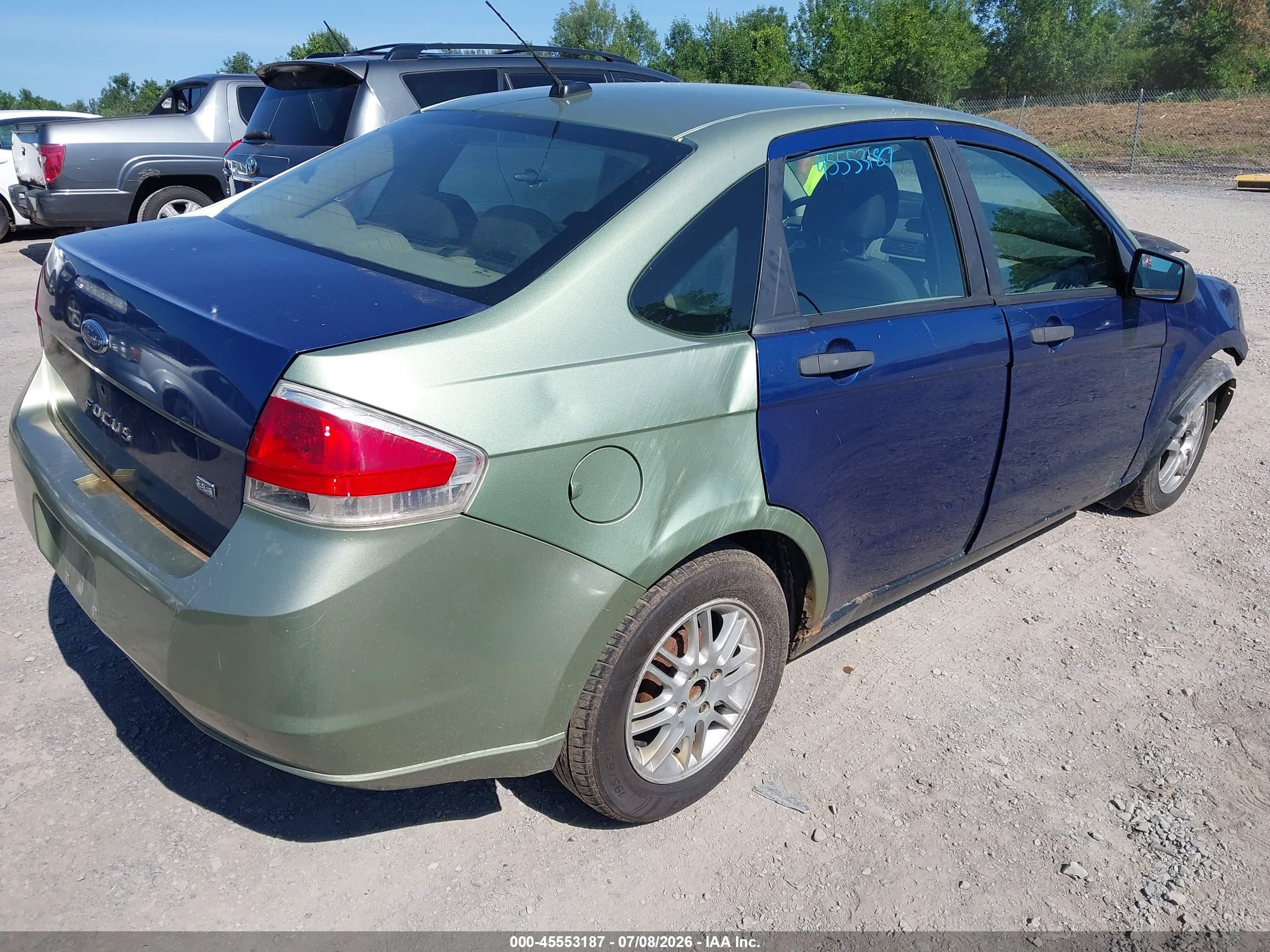 2008 Ford Focus Se/ses Зеленый vin: 1FAHP35N38W284453