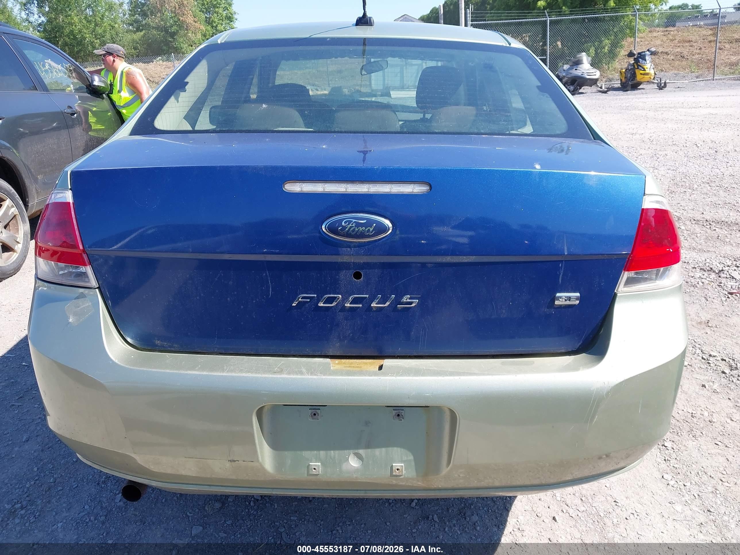2008 Ford Focus Se/ses Зеленый vin: 1FAHP35N38W284453