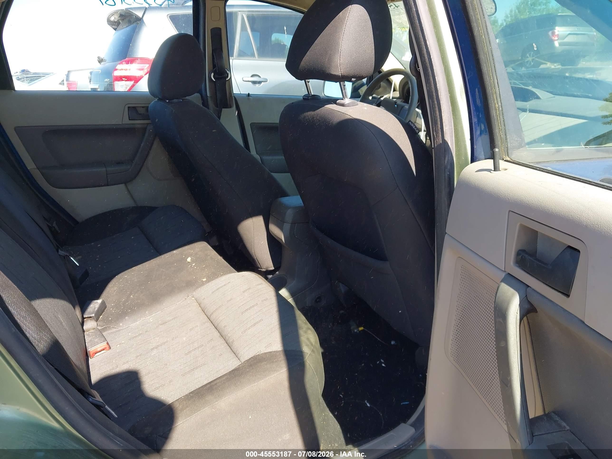 2008 Ford Focus Se/ses Зеленый vin: 1FAHP35N38W284453