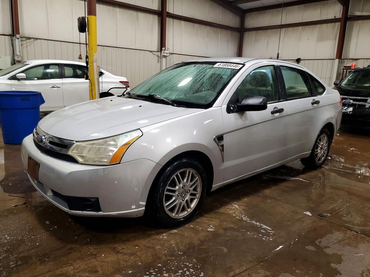 2008 Ford Focus Se Silver vin: 1FAHP35N38W292326