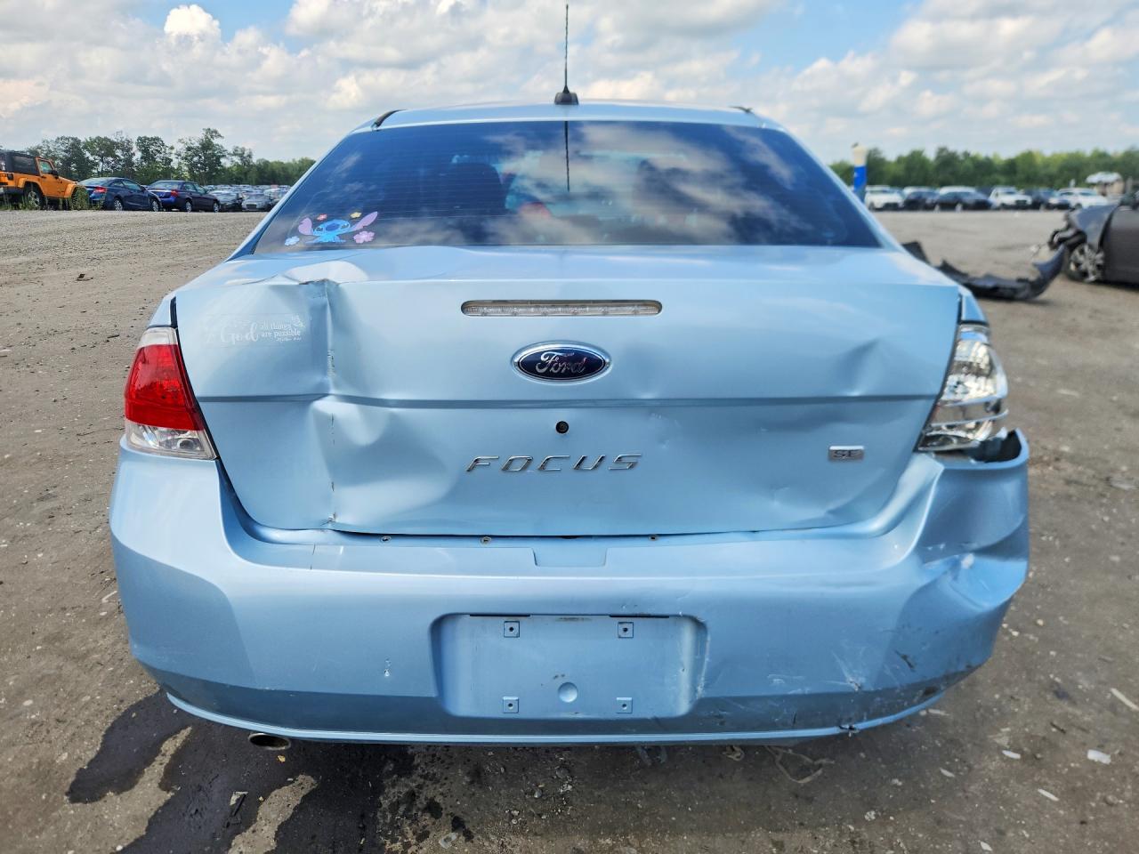 2008 Ford Focus Se Blue vin: 1FAHP35N38W298899