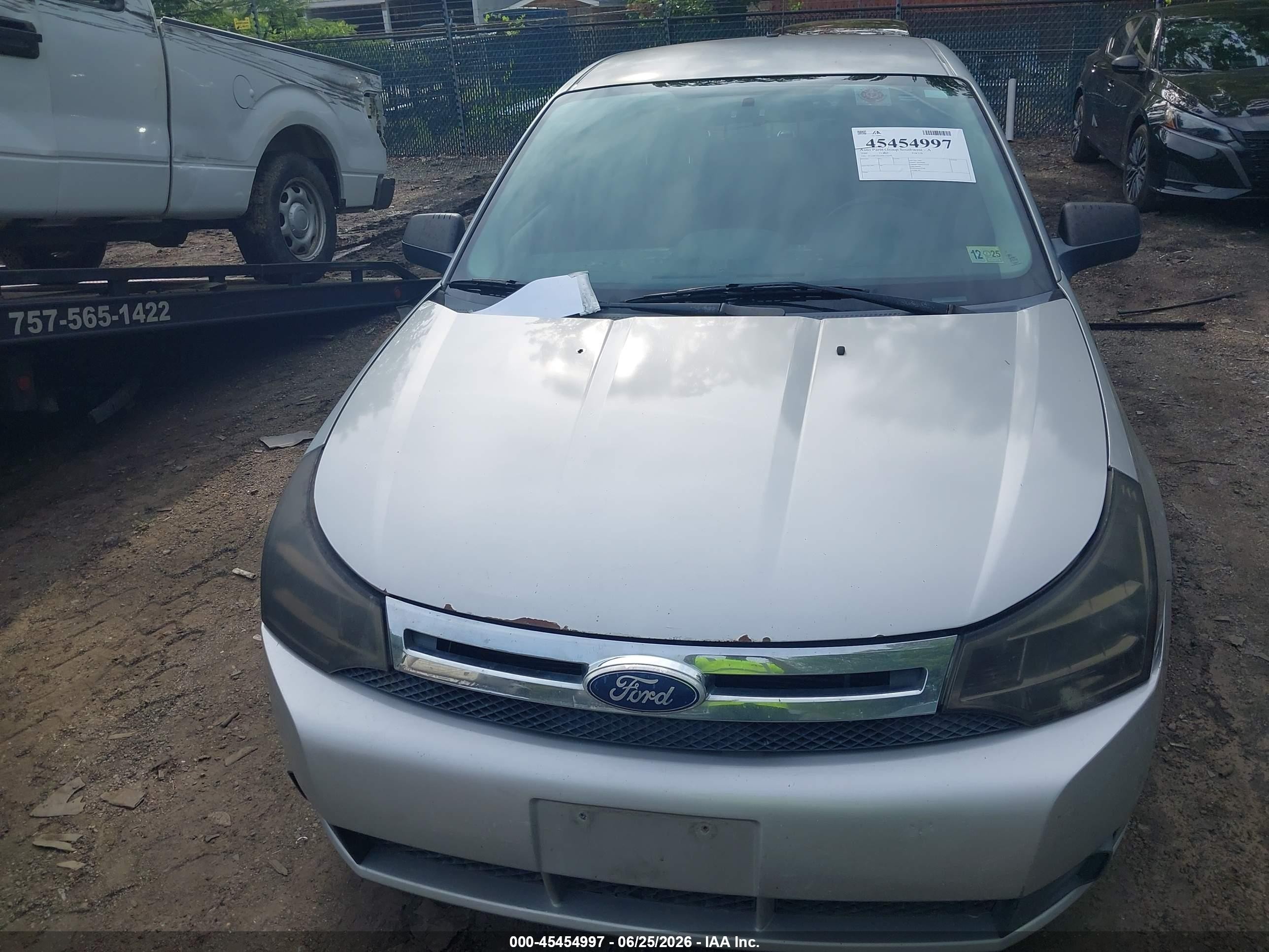 2009 Ford Focus Se Tan vin: 1FAHP35N39W110285