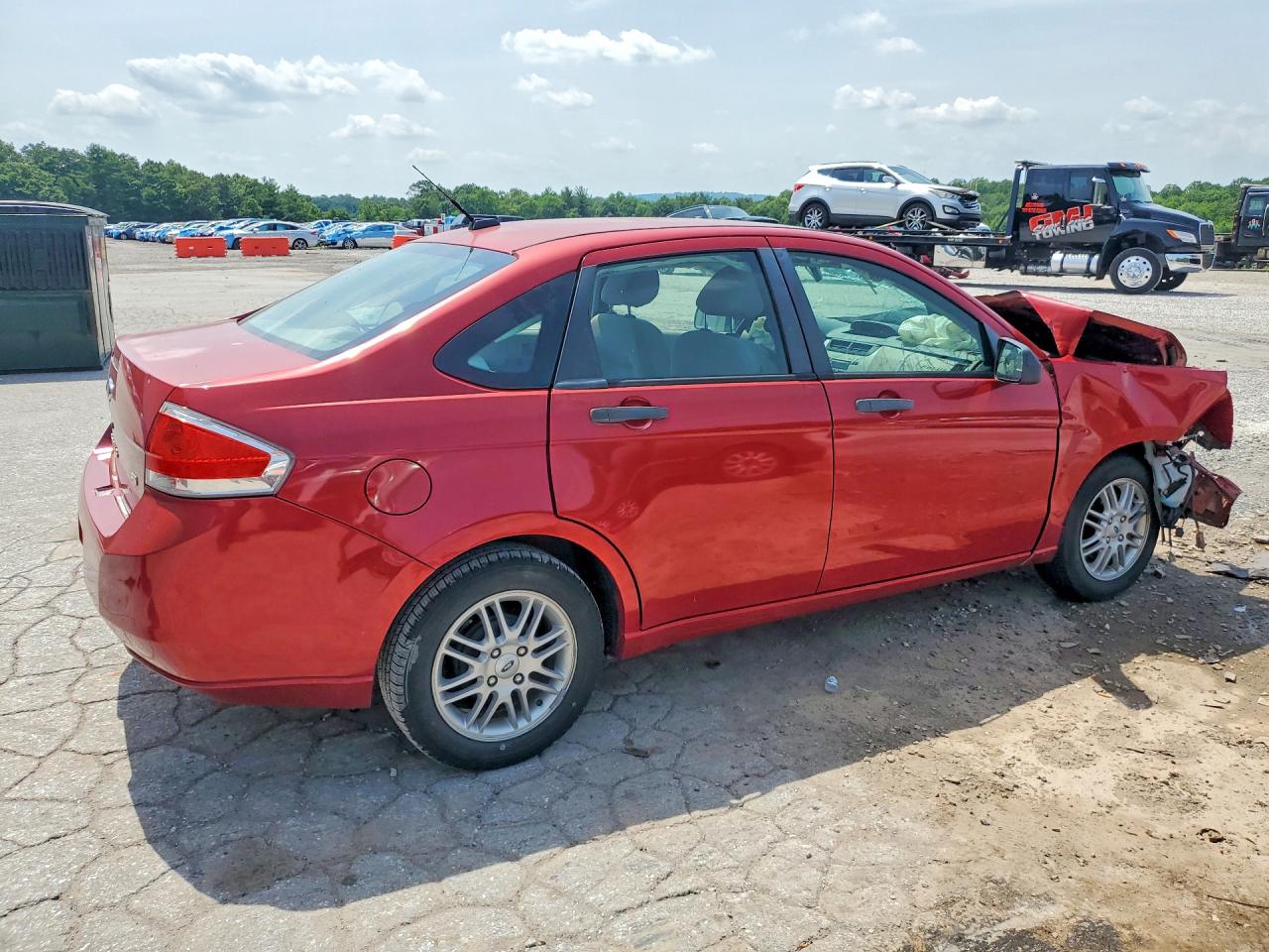 2009 Ford Focus Se Red vin: 1FAHP35N39W116832