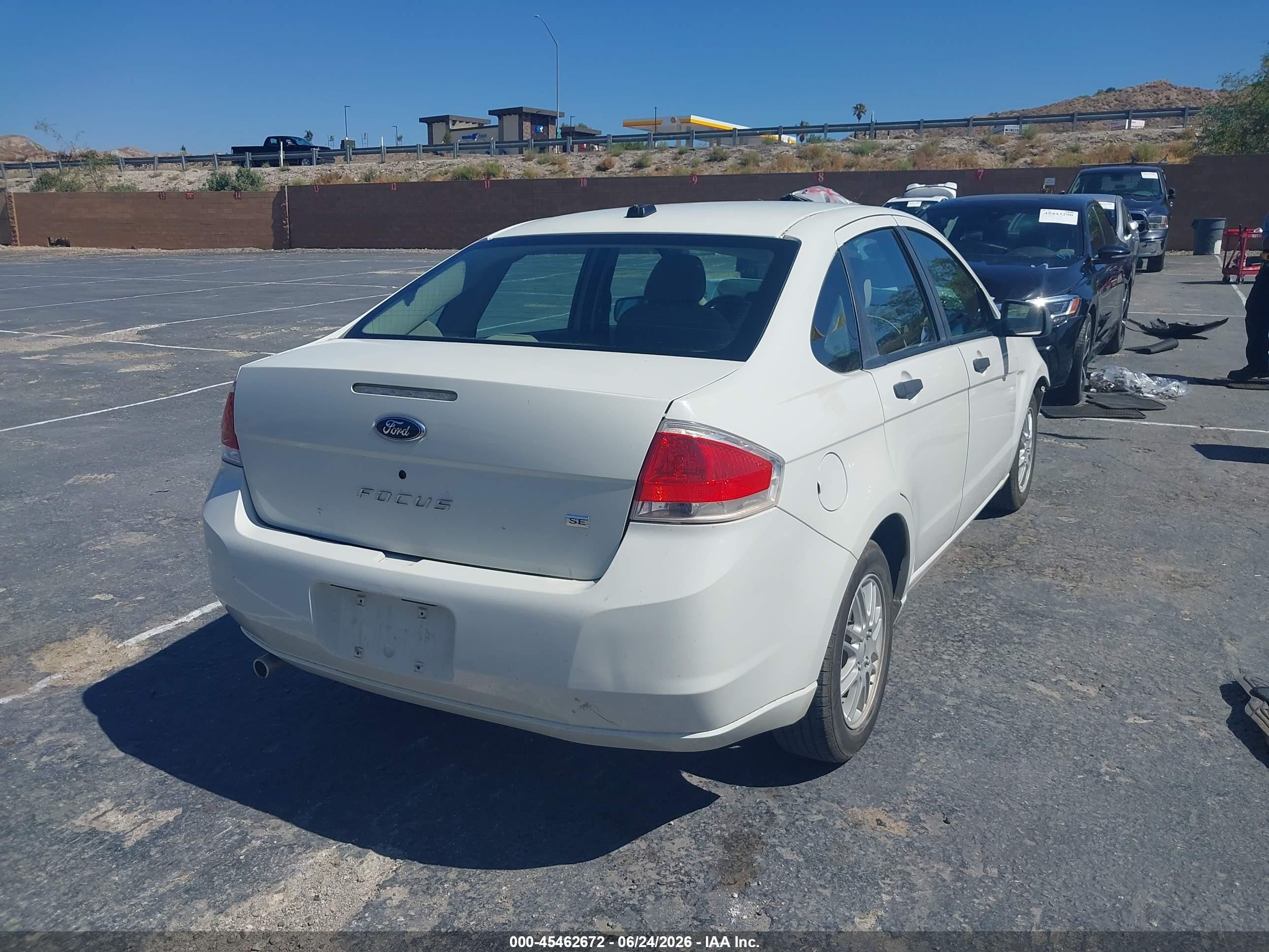 2009 Ford Focus Se White vin: 1FAHP35N39W124753