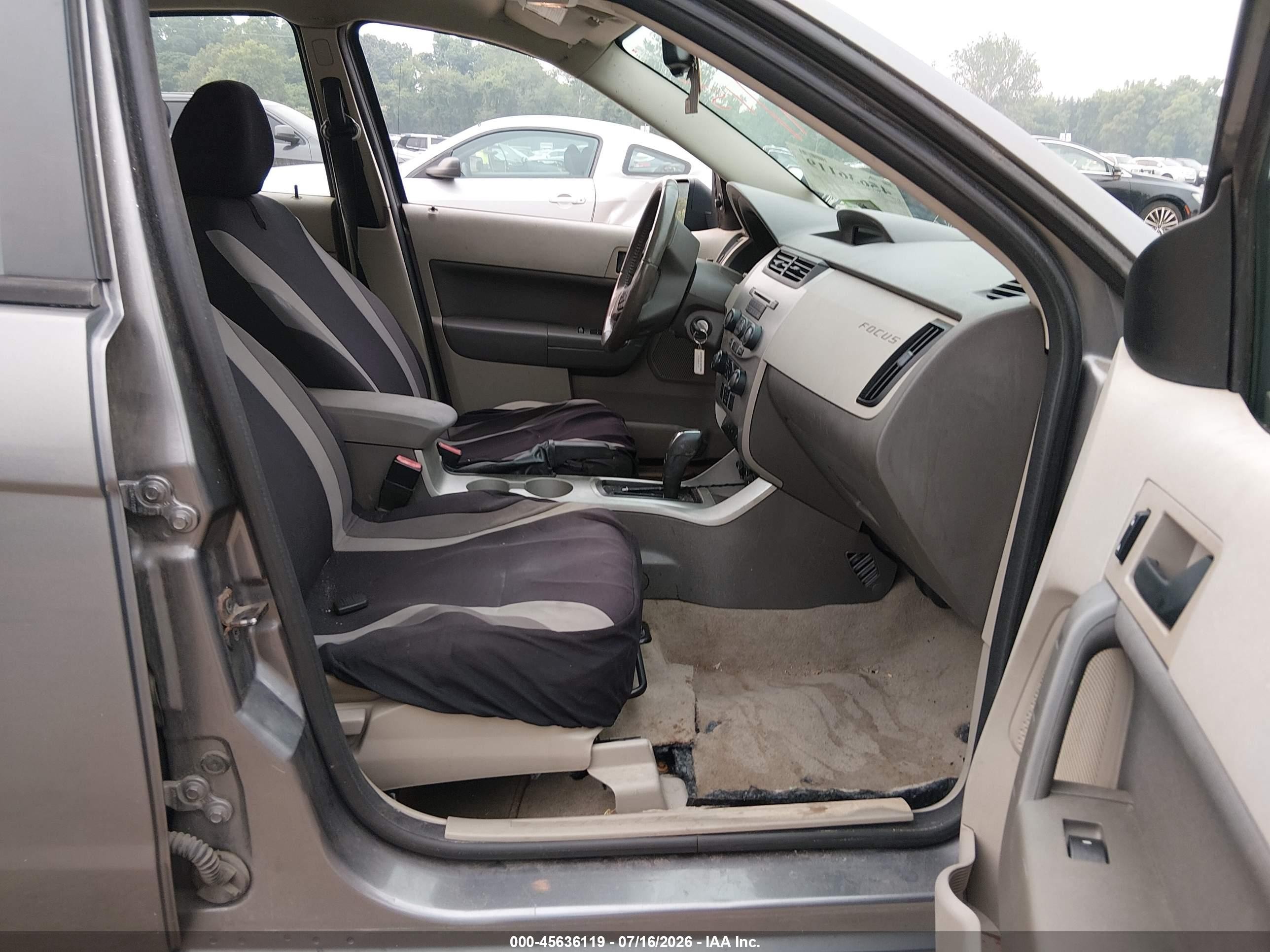 2009 Ford Focus Se Золотой vin: 1FAHP35N39W128446