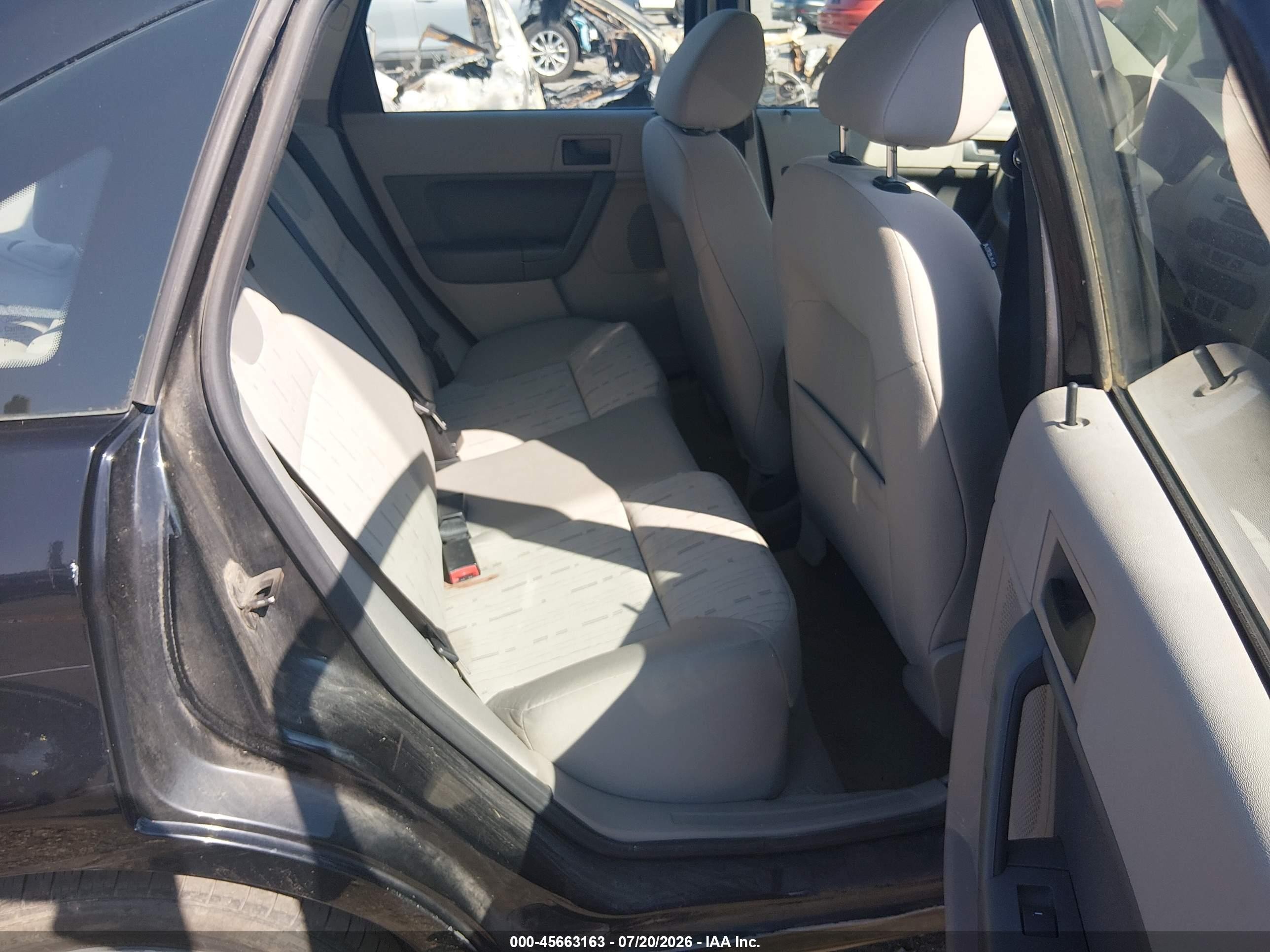 2009 Ford Focus Se Черный vin: 1FAHP35N39W140645