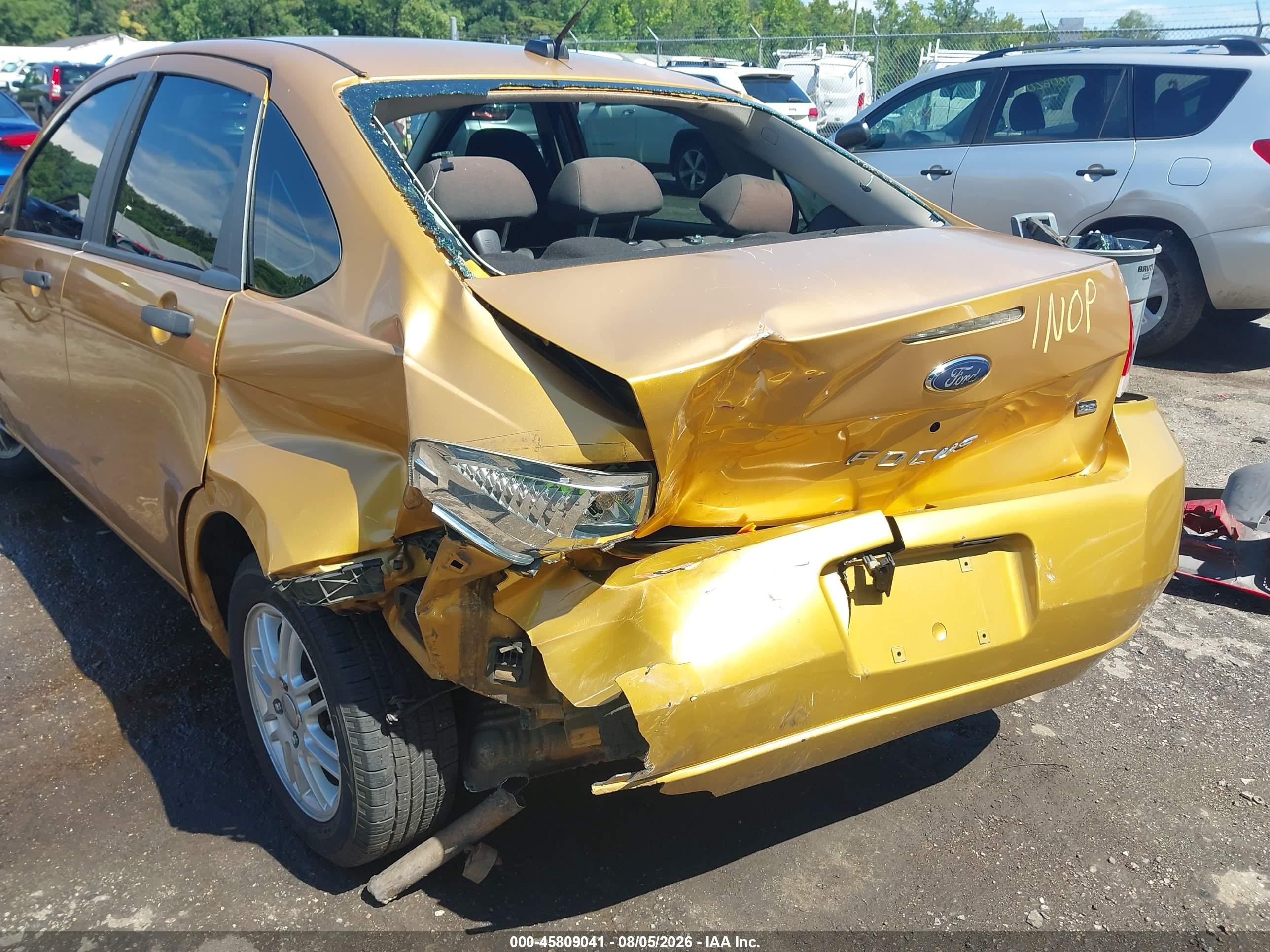 2009 Ford Focus Se Orange vin: 1FAHP35N39W178683