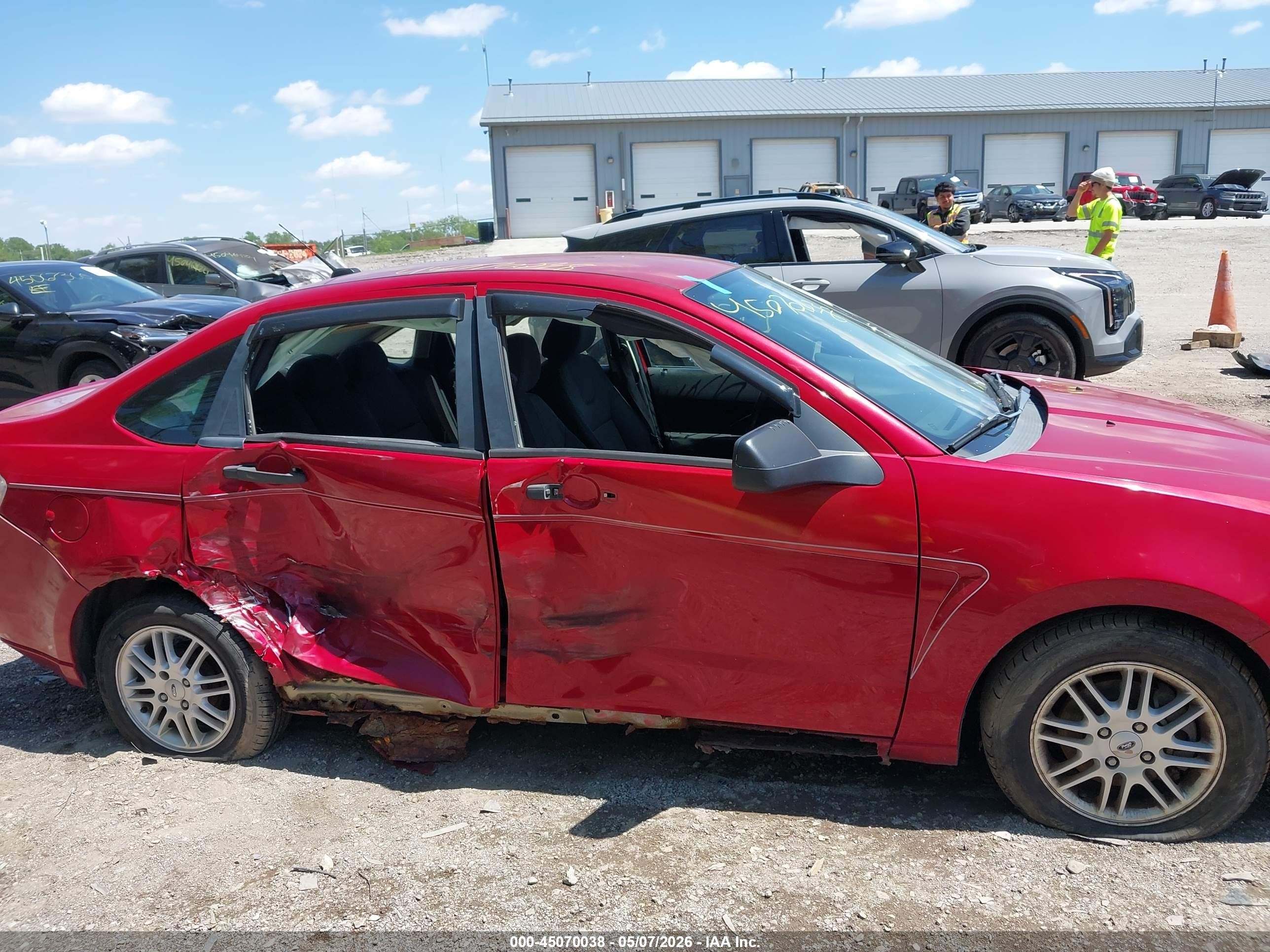 2009 Ford Focus Se Red vin: 1FAHP35N39W179624