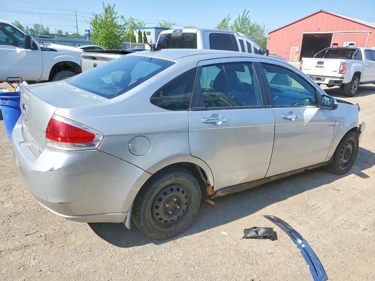 2009 Ford Focus Se Silver vin: 1FAHP35N39W186766