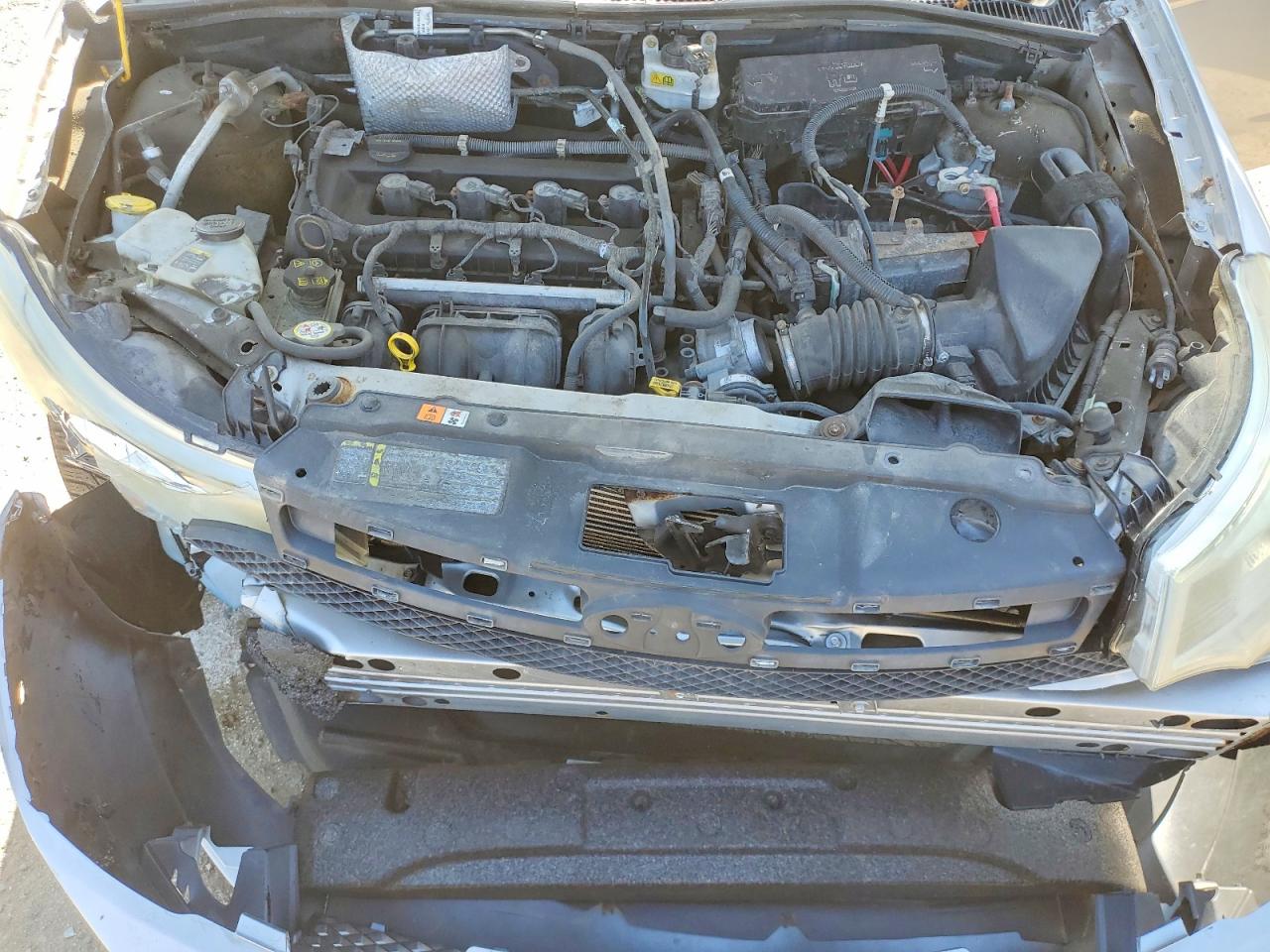 2009 Ford Focus Se Silver vin: 1FAHP35N39W186766
